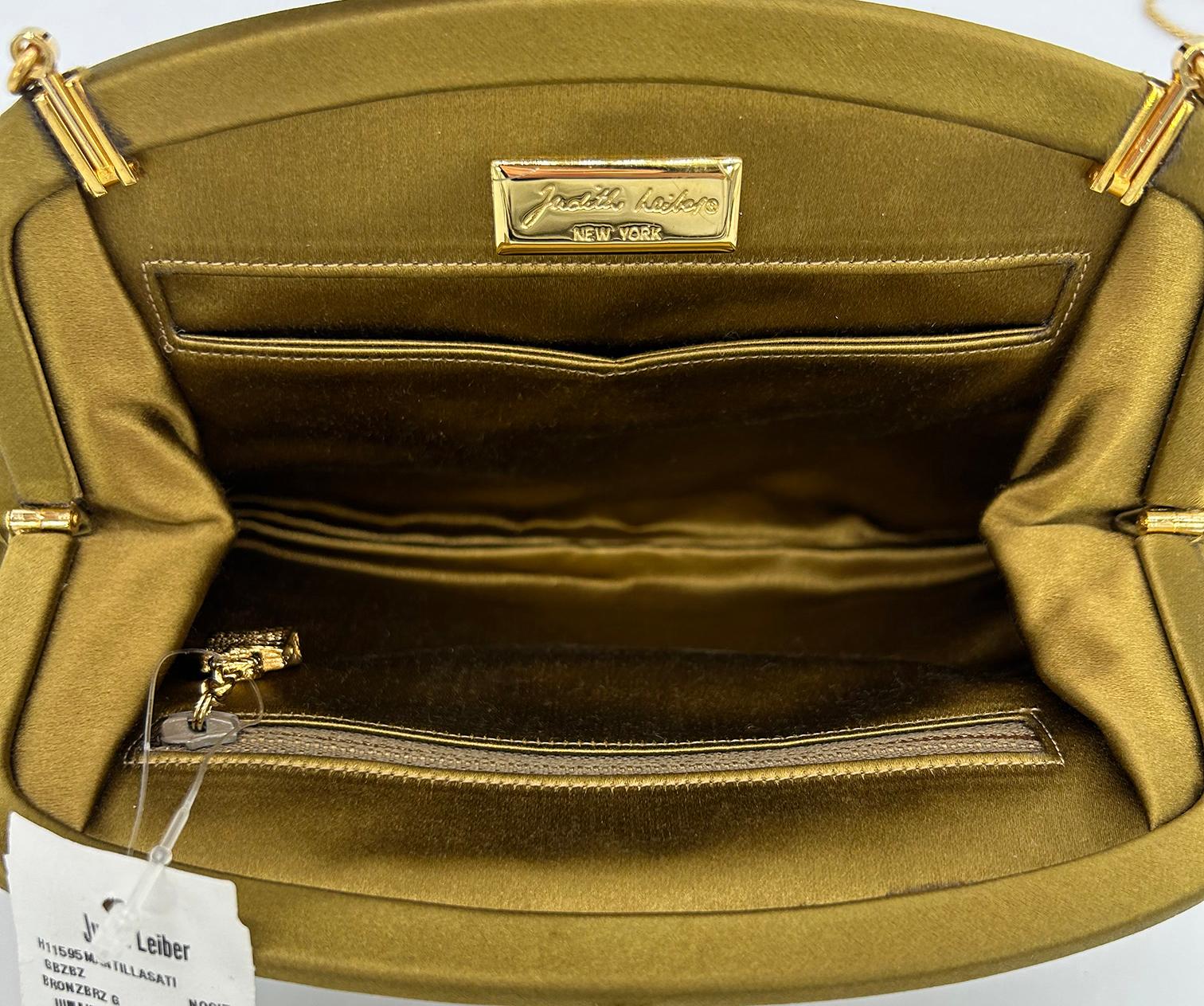 Judith Leiber Green Lace Sequin Silk Crystal Top Clutch For Sale 3