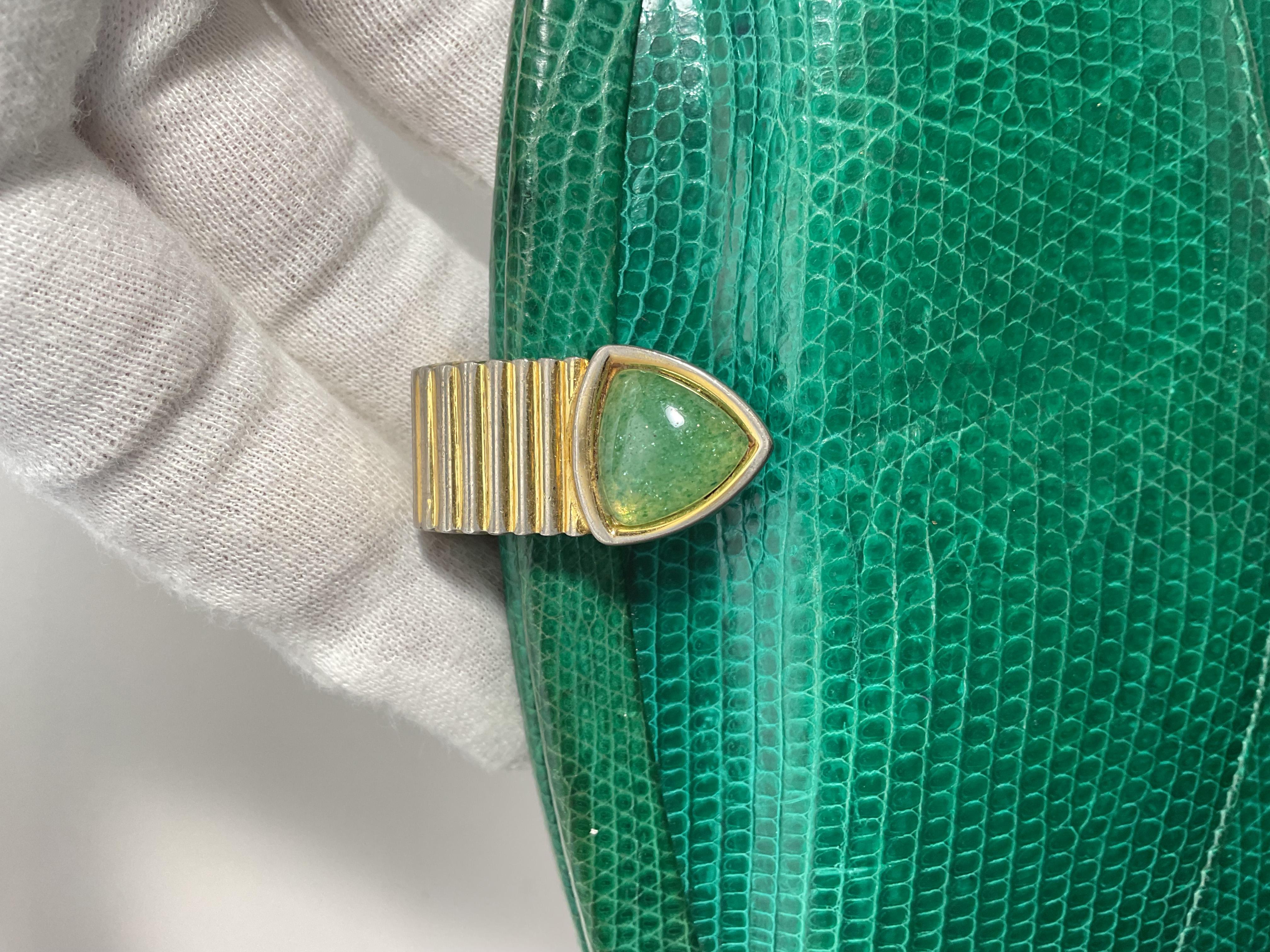 JUDITH LEIBER Green Lizard Skin Wallet with Gold Clasp For Sale 3