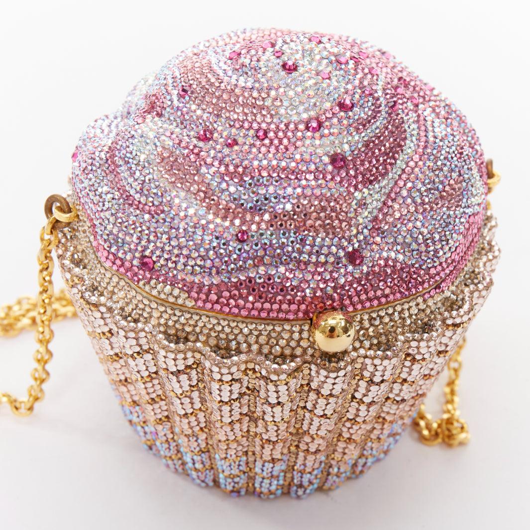 Pochette minaudiere Say Yes di JUDITH LEIBER in edizione limitata con cupcake alla fragola in vendita 3