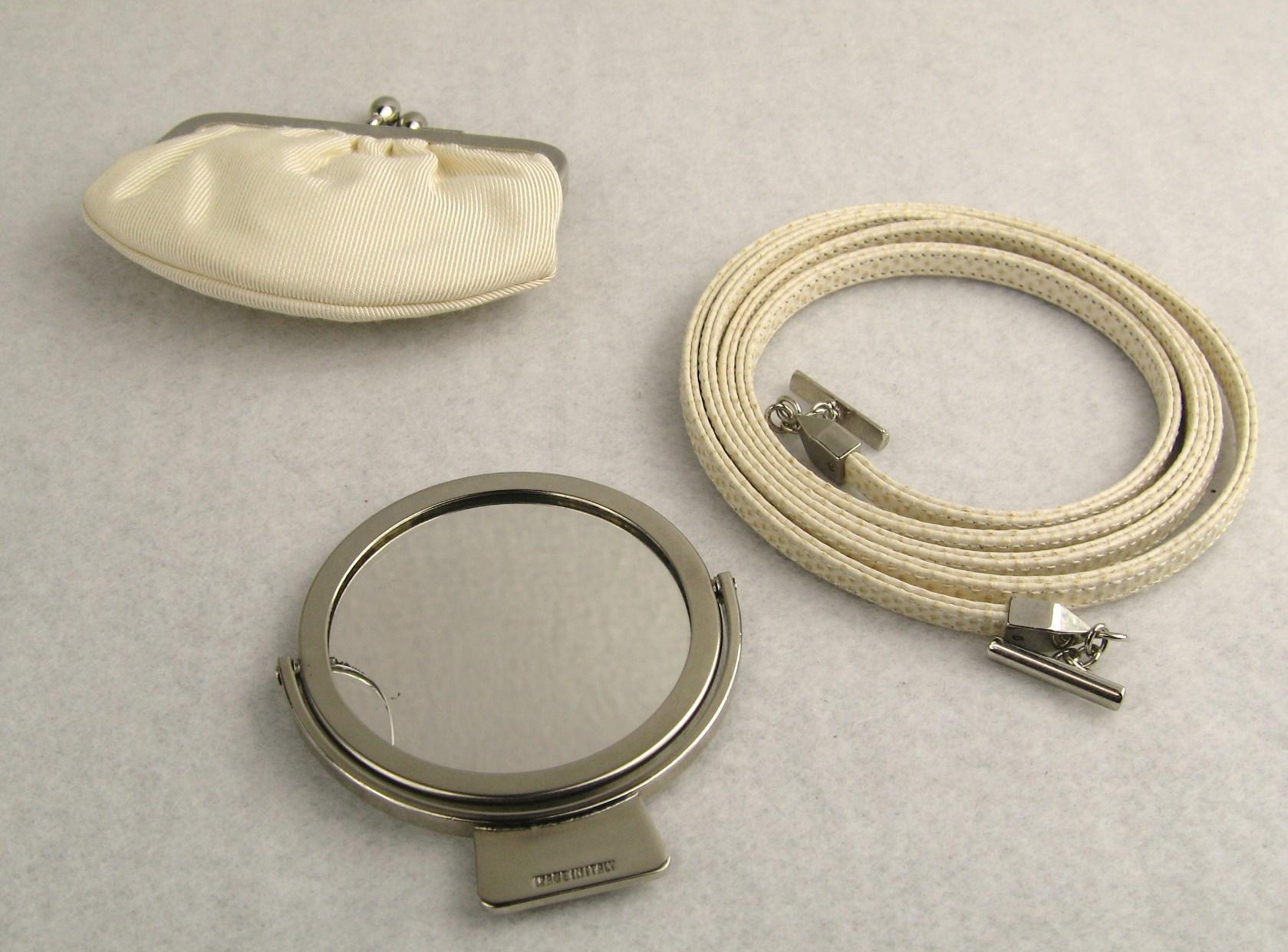 Judith Leiber Lizard Leather Evening Bag Handbag Clutch - Semi - Precious Stones For Sale 4