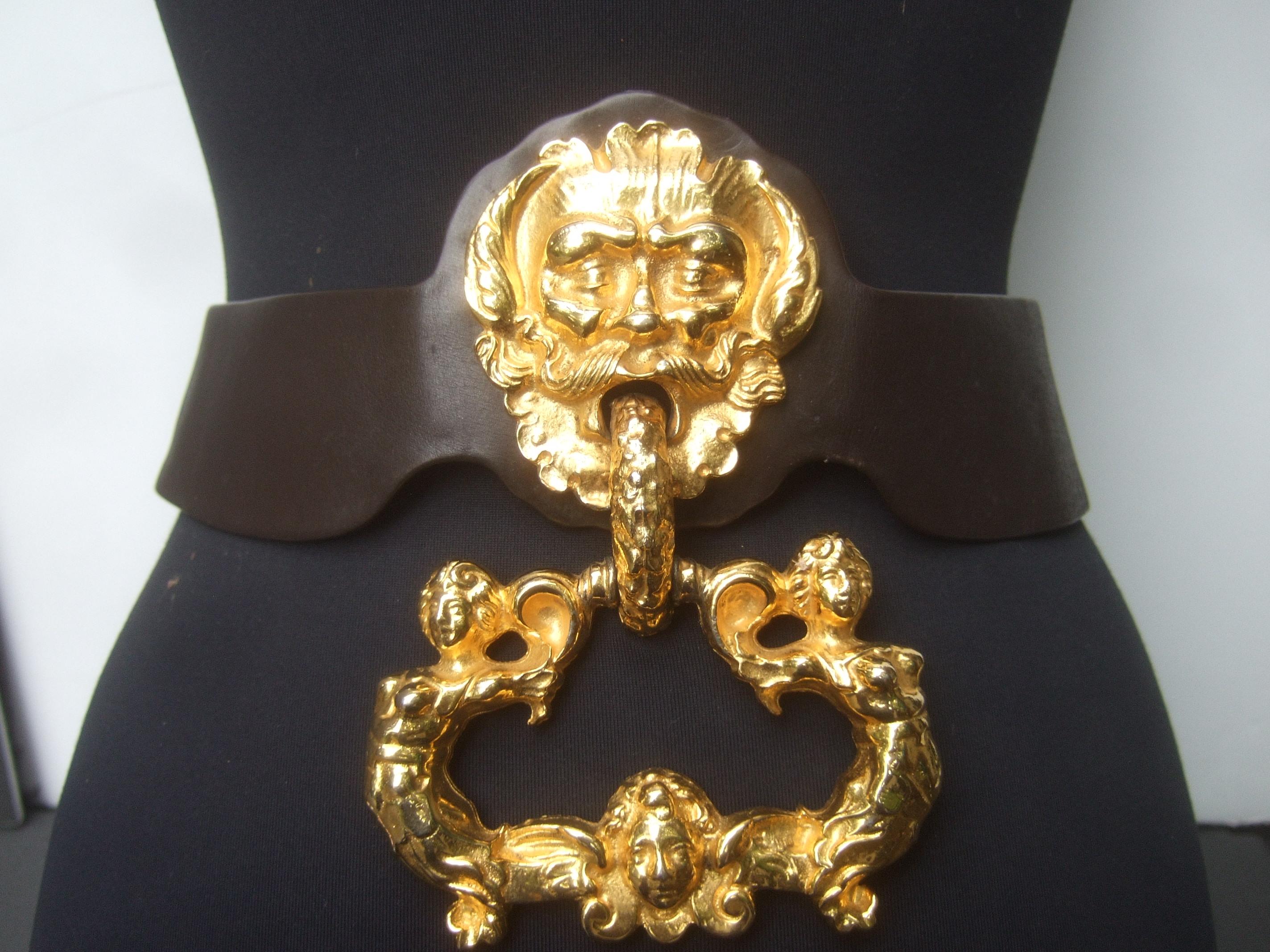 Judith Leiber Massive Figural Gilt Metal Door Knocker Medallion Belt c 1960s   For Sale 5