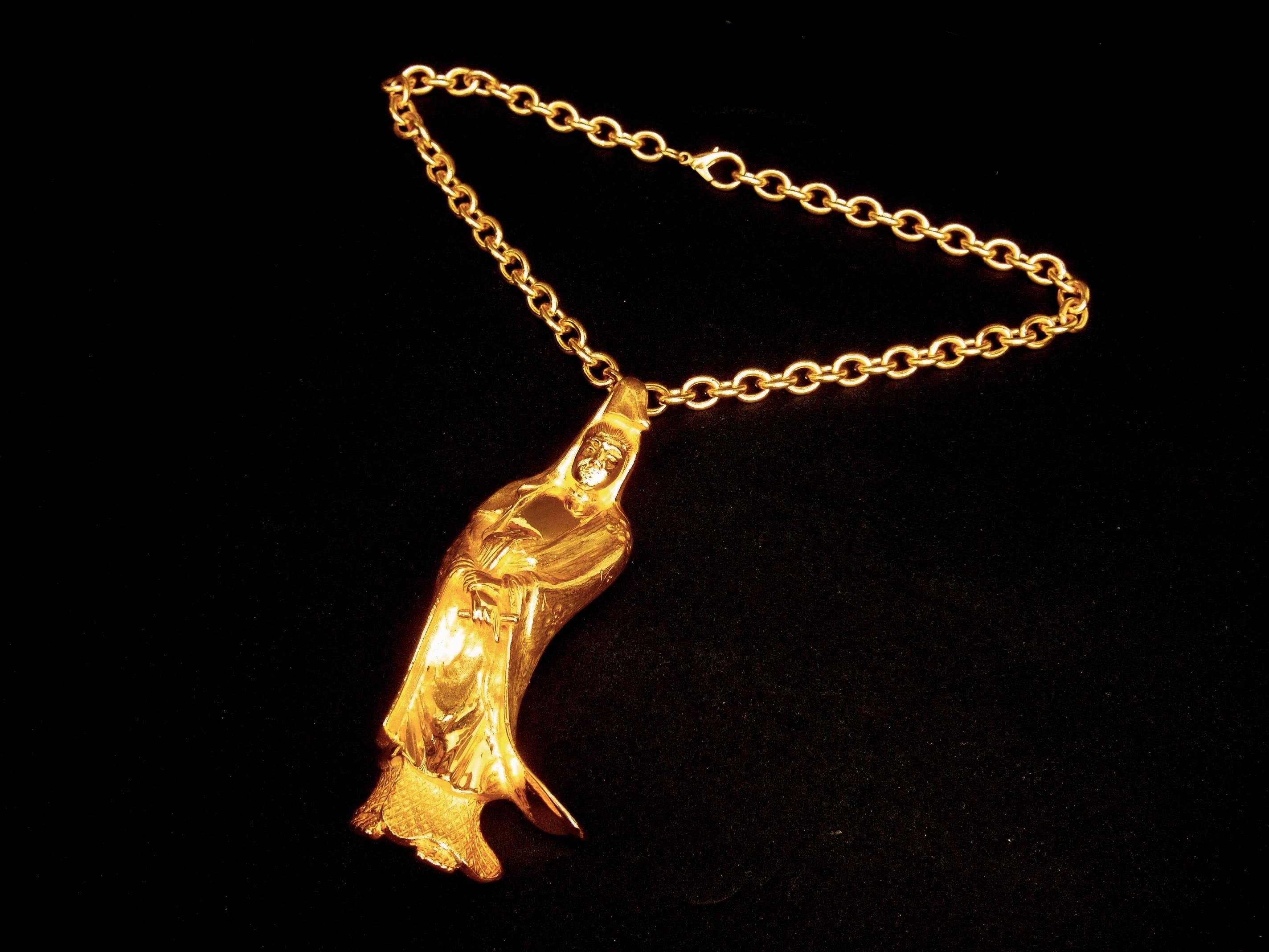 Judith Leiber Massive Figural Gilt Metal Pendant Brooch Necklace  For Sale 5