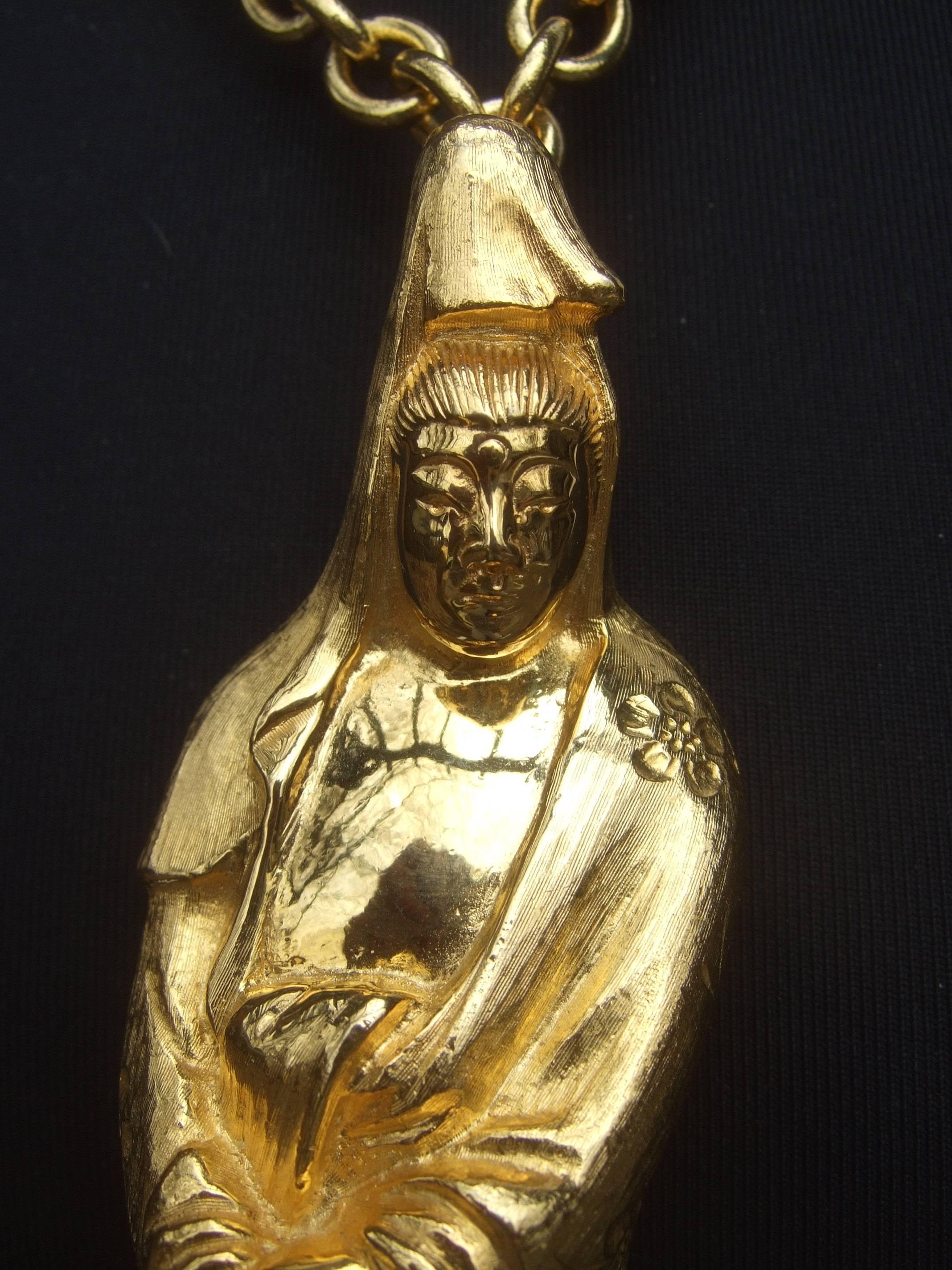 Judith Leiber Massive Figural Gilt Metal Pendant Brooch Necklace For Sale 6