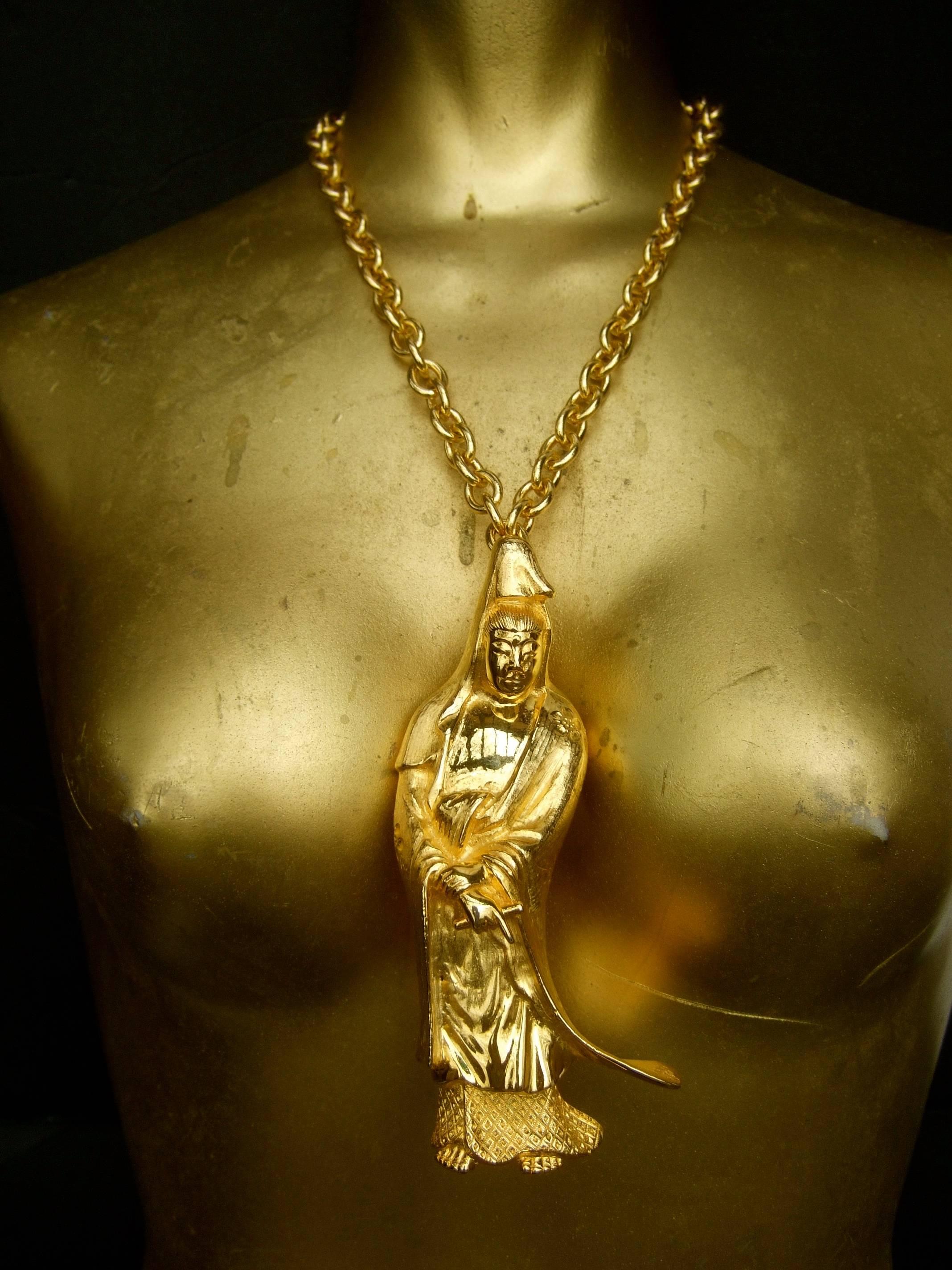 Judith Leiber Massive Figural Gilt Metal Pendant Brooch Necklace  For Sale 2