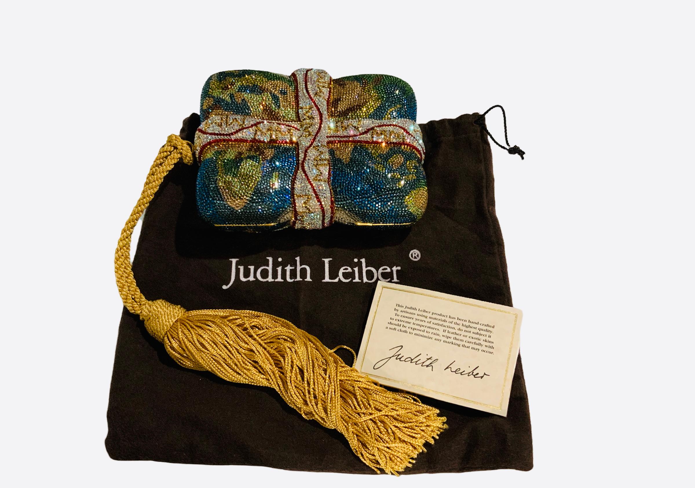 Judith Leiber Minaudière, pochette et/ou sac à main millénaire en vente 3
