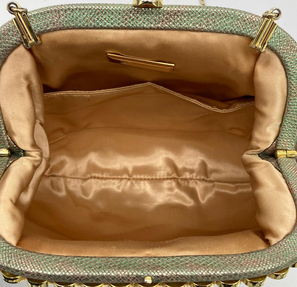 Pochette Judith Leiber in lucertola metallizzata rosa e verde in vendita 2