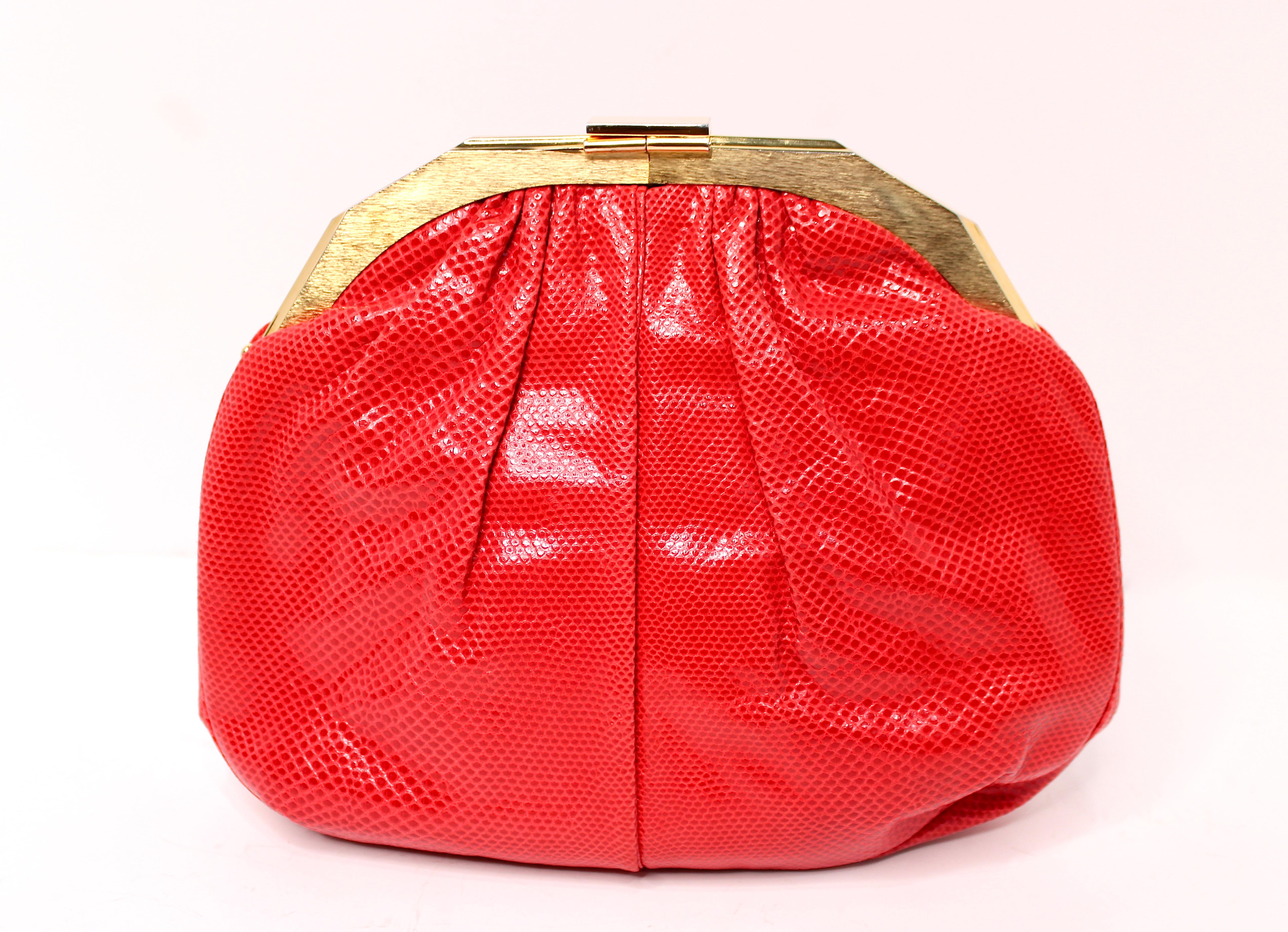 Rouge Judith Leiber Red Lizard Clutch With Strap circa 1980s en vente