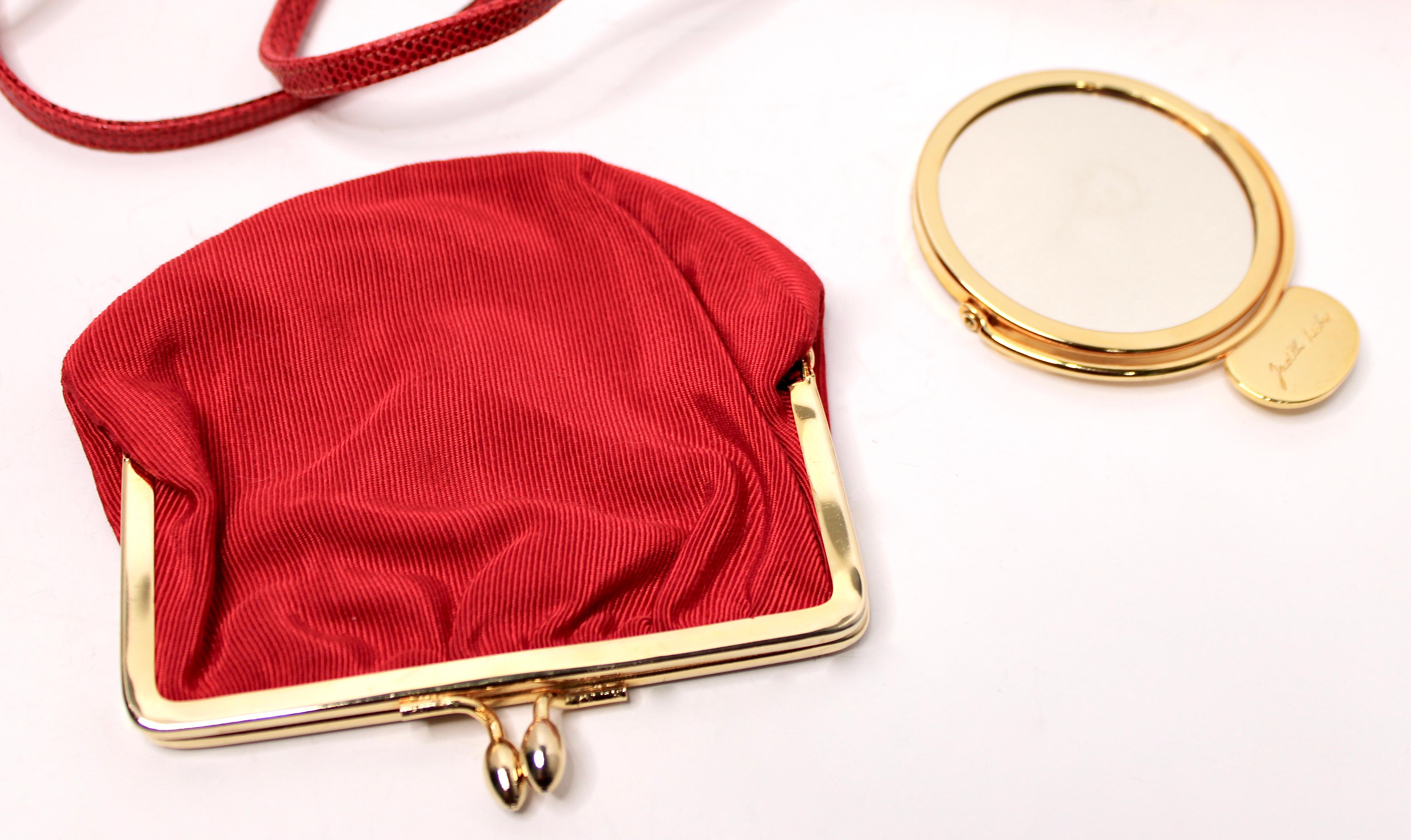 Judith Leiber Red Lizard Clutch With Strap circa 1980s en vente 3
