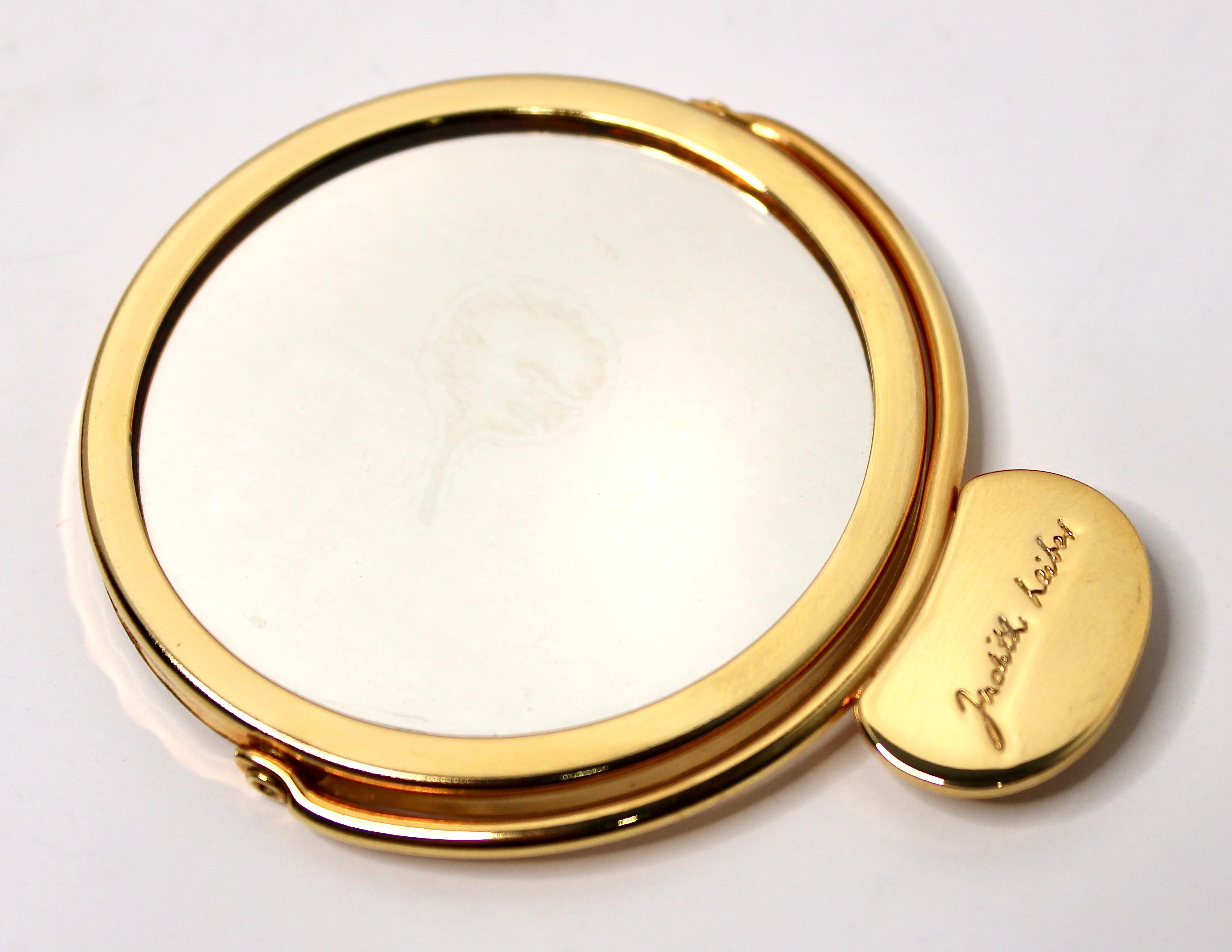 Judith Leiber Red Lizard Clutch With Strap circa 1980s en vente 4