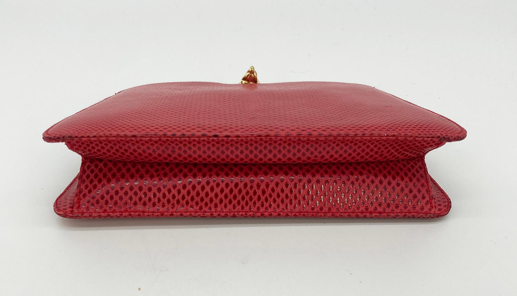 Judith Leiber Red Lizard Crystal Shell Top Clutch In Excellent Condition In Philadelphia, PA