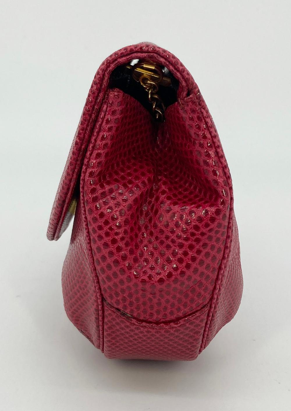 Judith Leiber Red Lizard Tassel Charm Strap Clutch Shoulder Bag in fair vintage condition. Red lizard leather trimmed with matching red tassel detail and gold hardware. Interchangeable shoulder straps included. One is red lizard leather while the