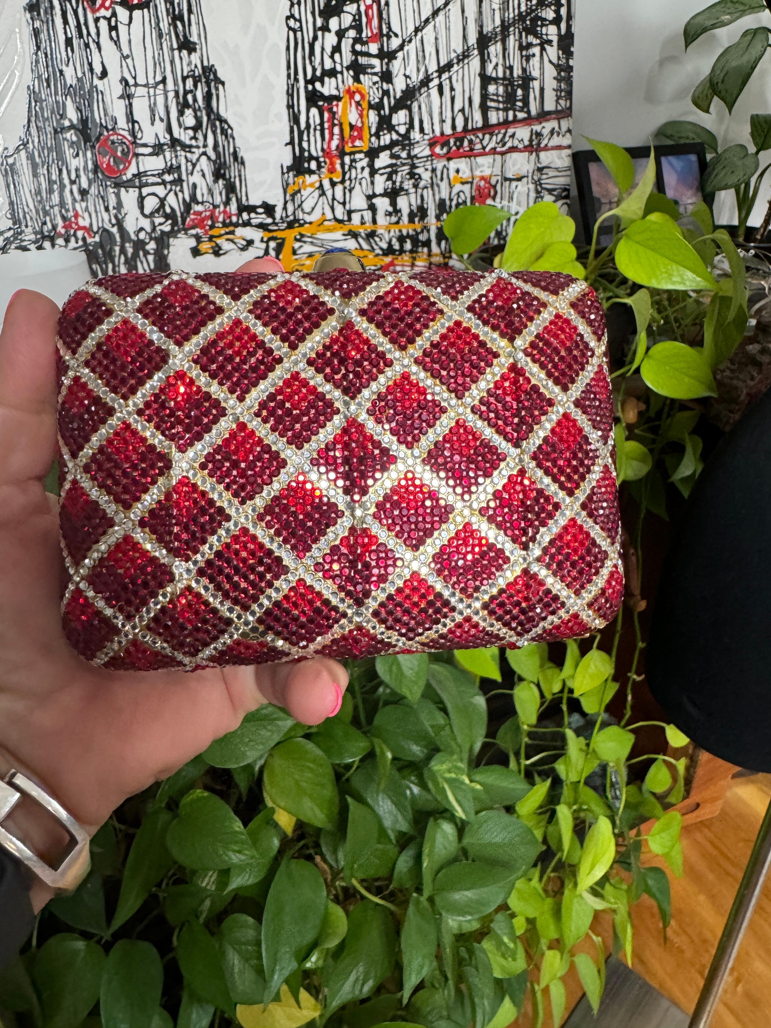 Judith Leiber, pochette de soirée minaudière rouge en cristal Swarovski, défilé de vacances en vente 11
