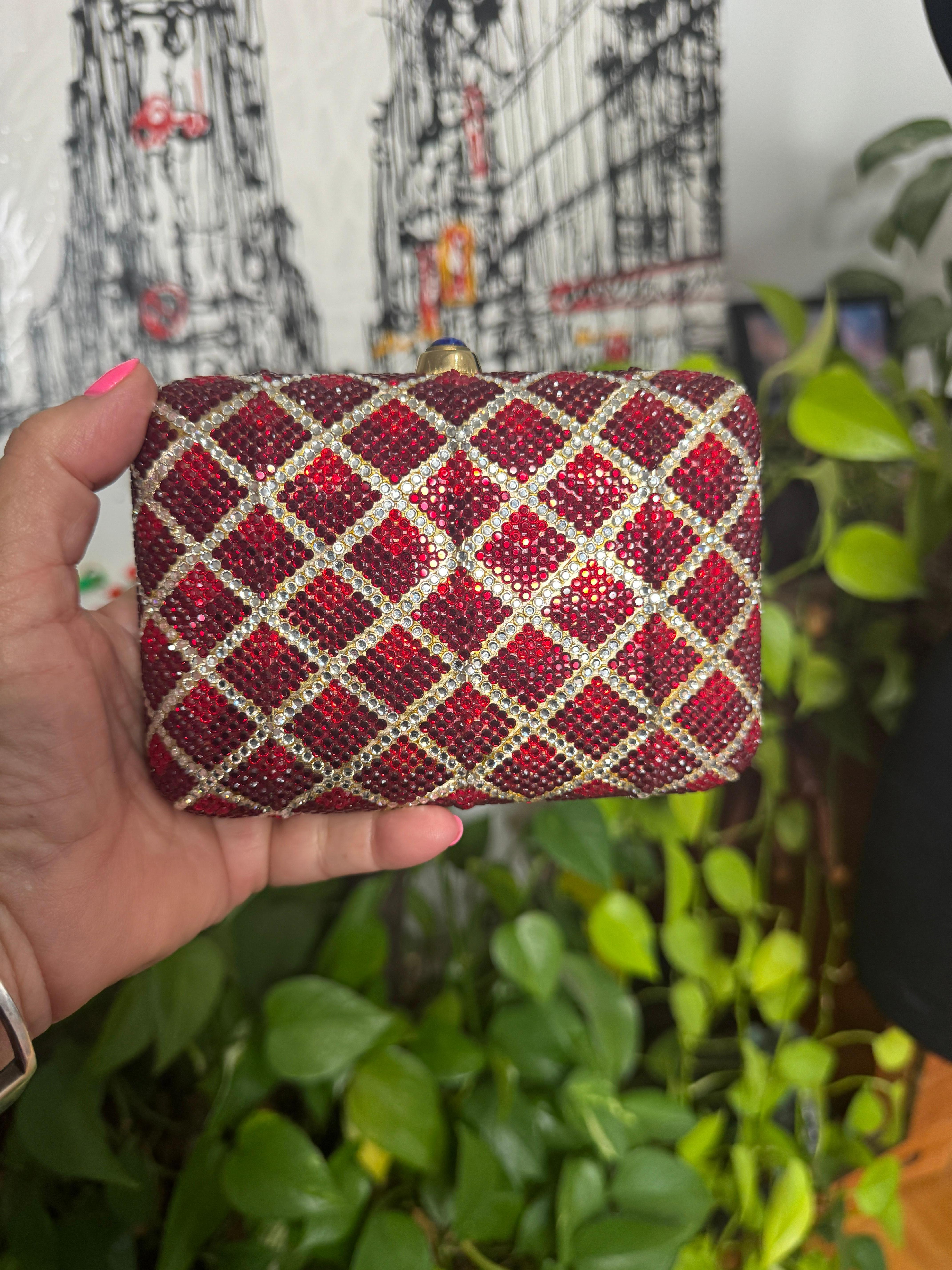 Judith Leiber, pochette de soirée minaudière rouge en cristal Swarovski, défilé de vacances en vente 9