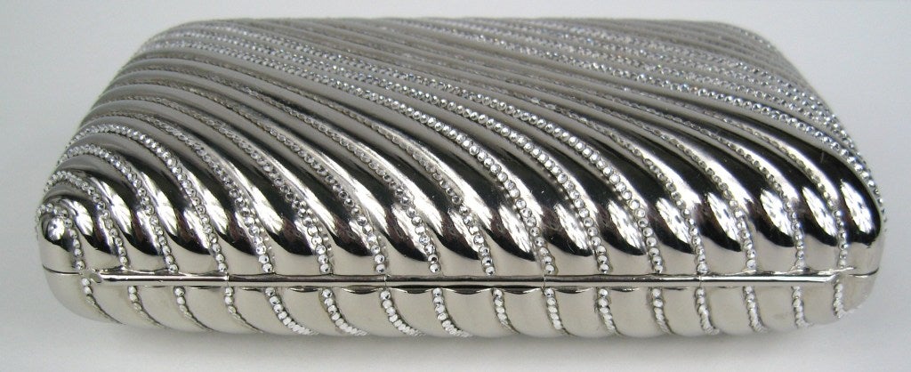 Women's JUDITH LEIBER Ribbed Crystal Minaudiere Clutch Runway Ready New, Never used 