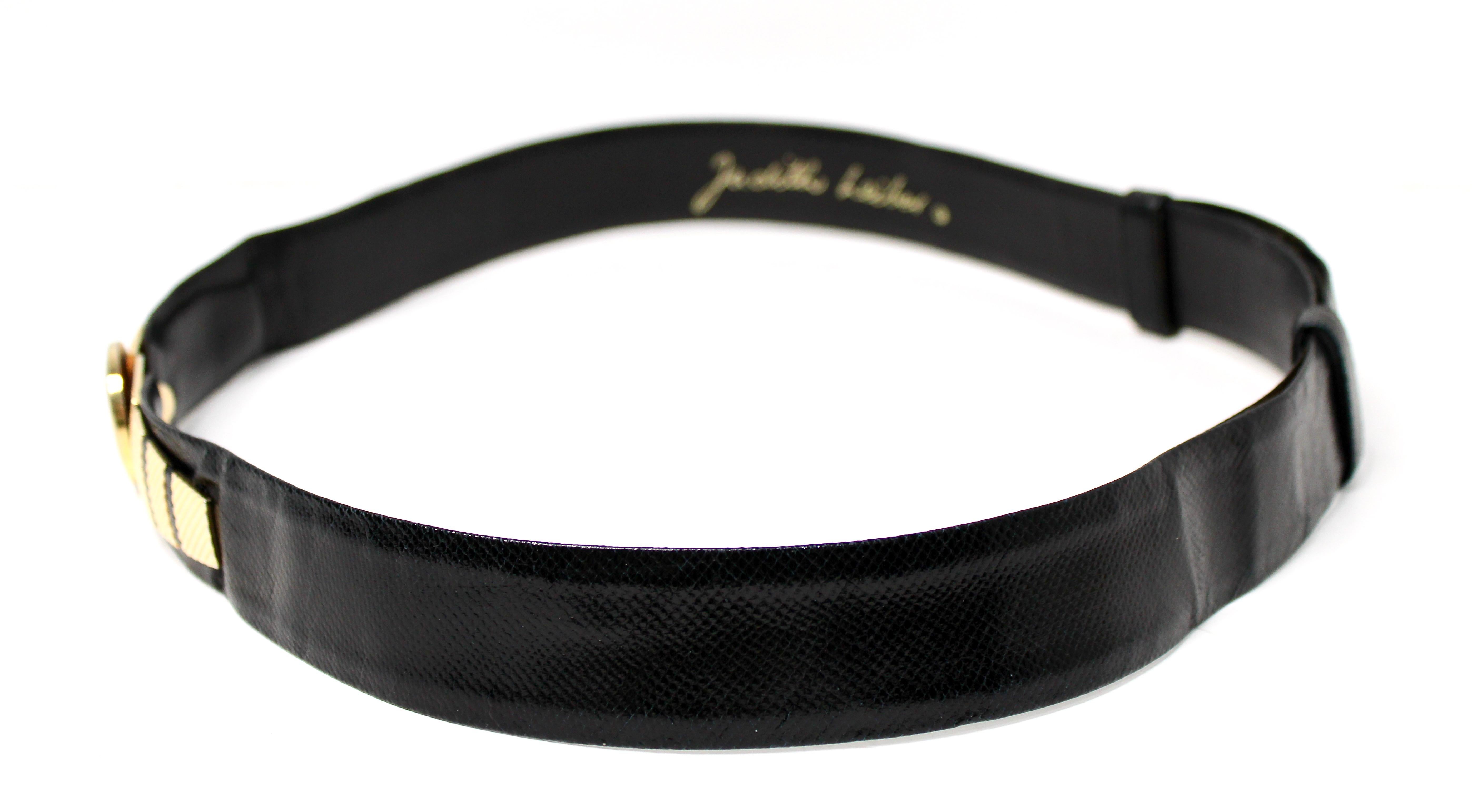 Judith Leiber Römische Münze Schwarzer Schlangenhaut Ledergürtel circa 1980s im Zustand „Relativ gut“ im Angebot in Scottsdale, AZ