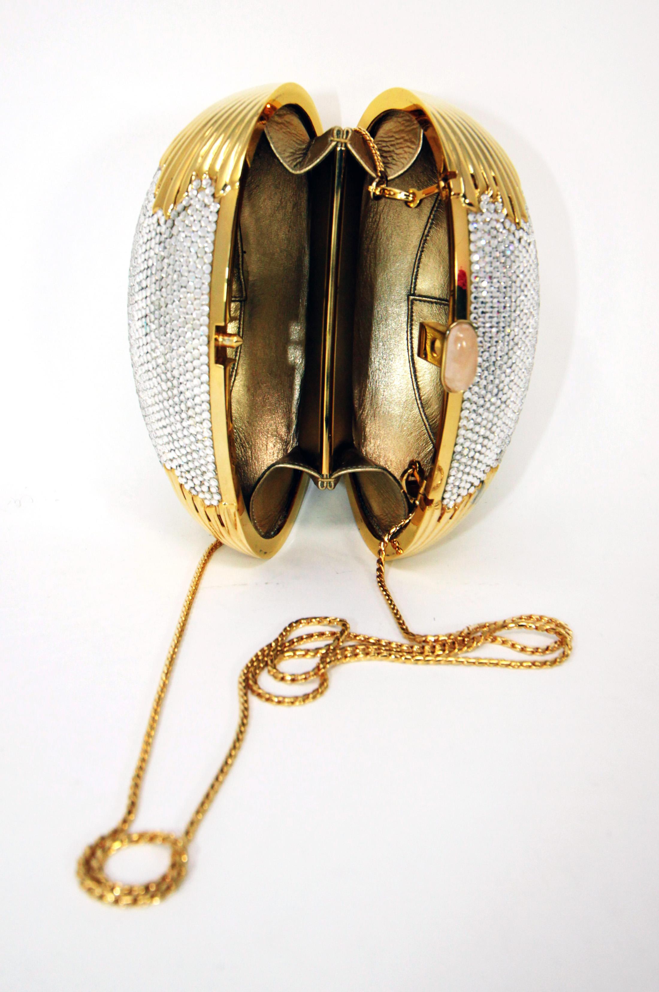 Donna Borsa da sera con uovo di cristallo di Judith Leiber Swarovski in vendita