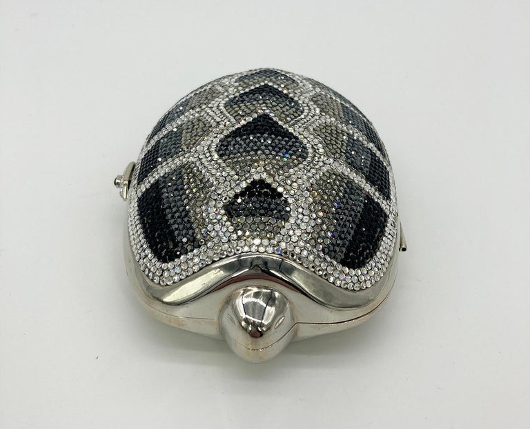 Judith Leiber Swarovski Crystal Turtle Minaudiere In Excellent Condition For Sale In Philadelphia, PA