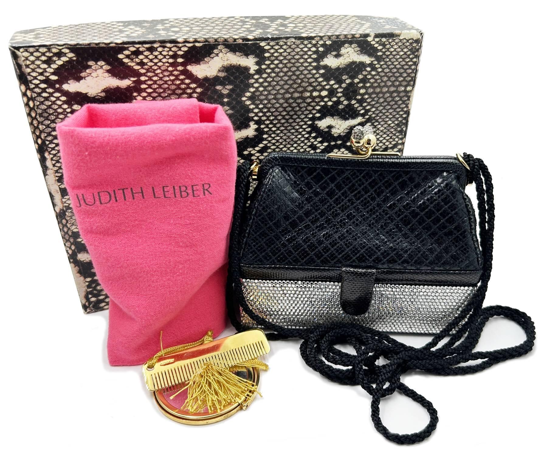 Judith Leiber Vintage Black 007James Bond Snakeskin Silver Crystal Crossbody Bag

*Marked Judith Leiber
*Made in Italy
*Comes with original box, dustbag, comb and mirror, in a complete set.

-It is approximately 6.1