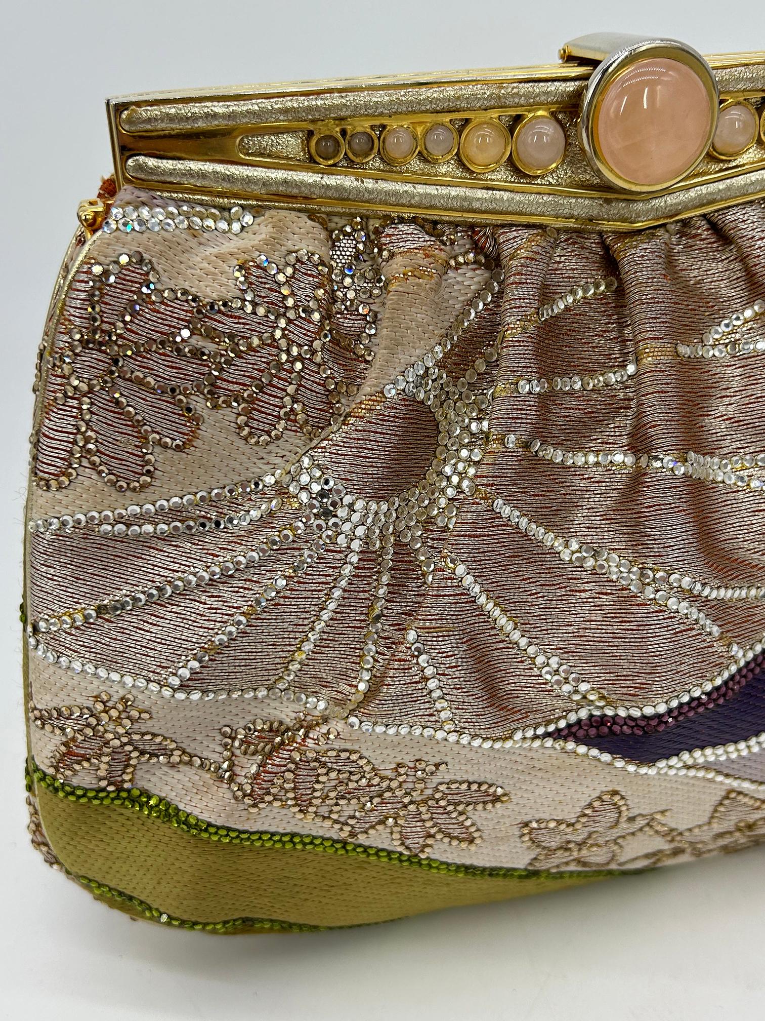 Judith Leiber Vintage Mehrfarbige Clutch aus Seide und Swarovski-Kristall im Angebot 3