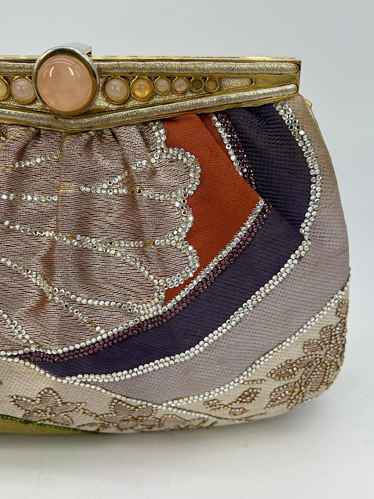 Judith Leiber Vintage Mehrfarbige Clutch aus Seide und Swarovski-Kristall im Angebot 4
