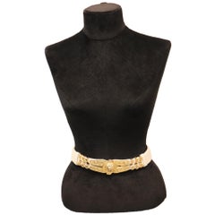 Judith Leiber White Belt W/ Gold Lions Head Clasp