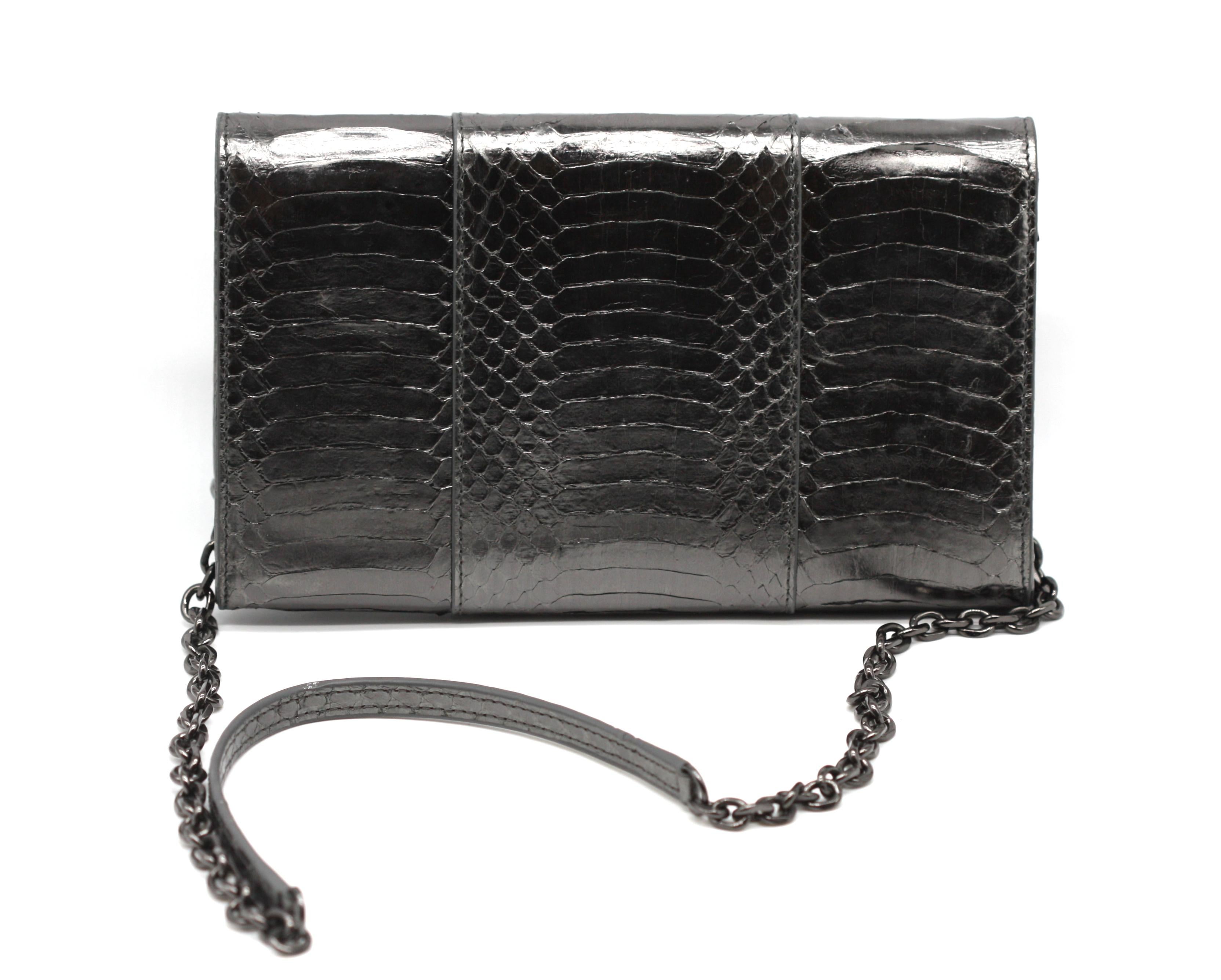 Nero Judith Lieber Collectors Limited Ed. Borsa in pelle di serpente in vendita