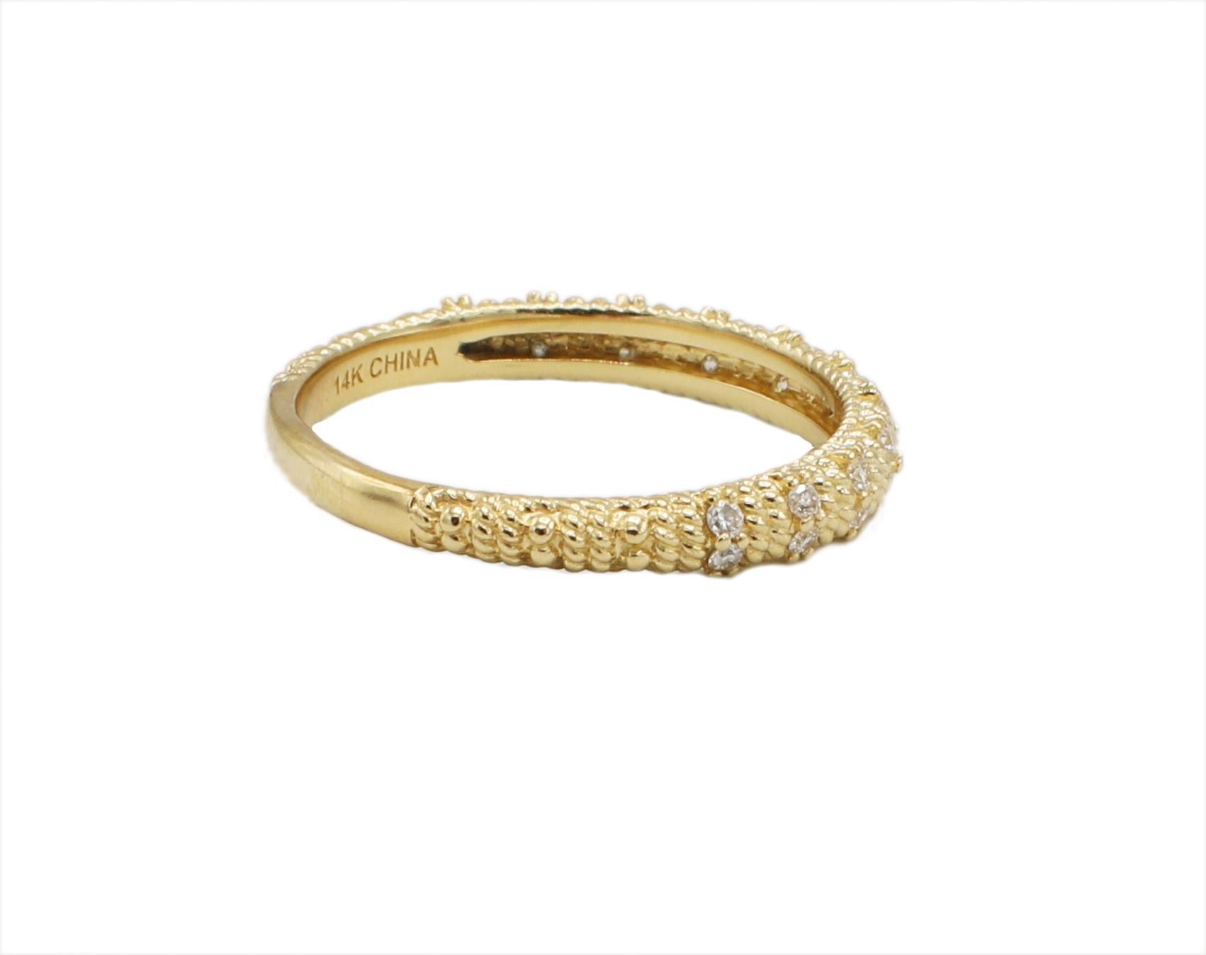 Round Cut Judith Ripka 14 Karat Yellow Gold & Natural Diamond Band Ring For Sale