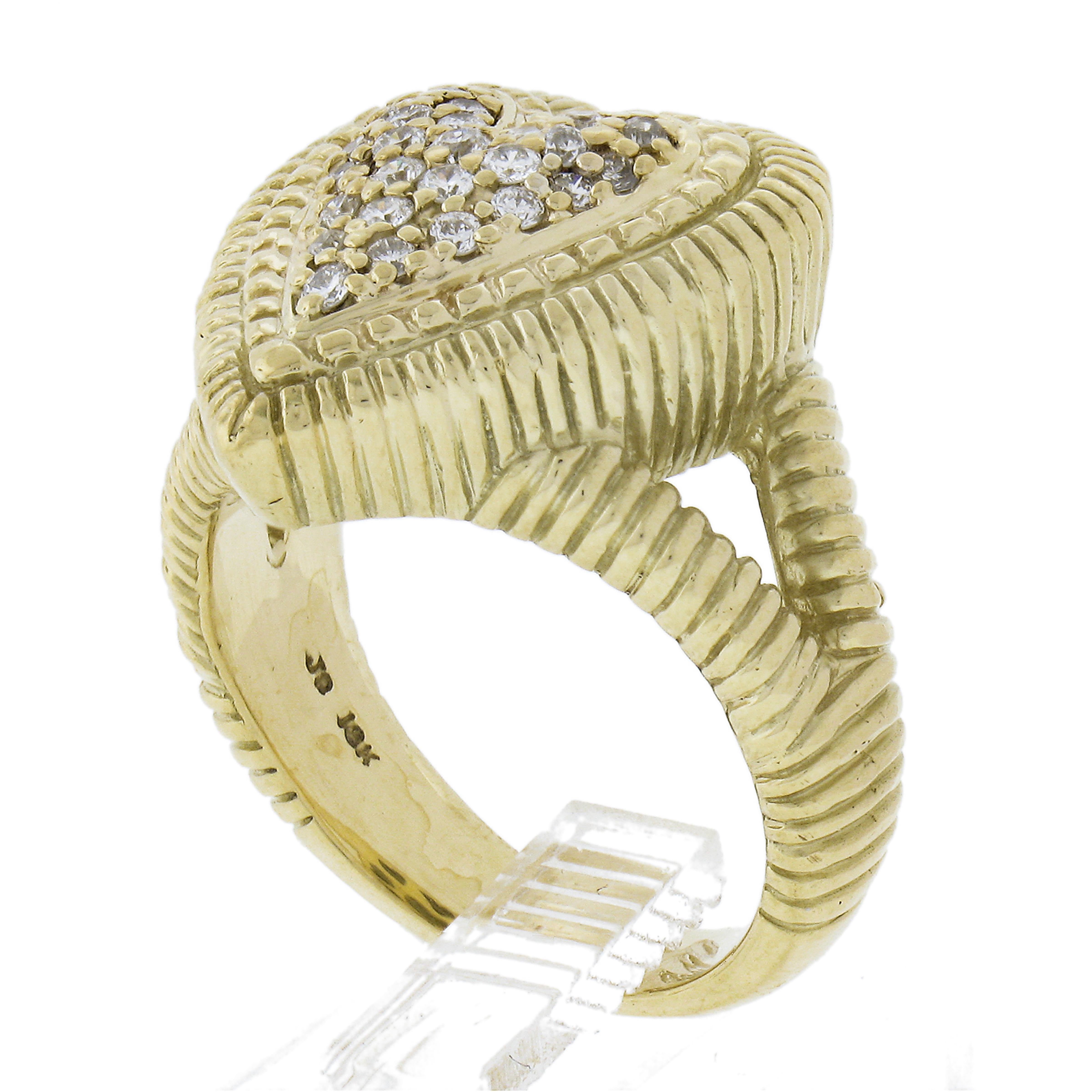 Judith Ripka 14k Gold Pave Diamond Grooved Textured Split Shank Heart Ring For Sale 4