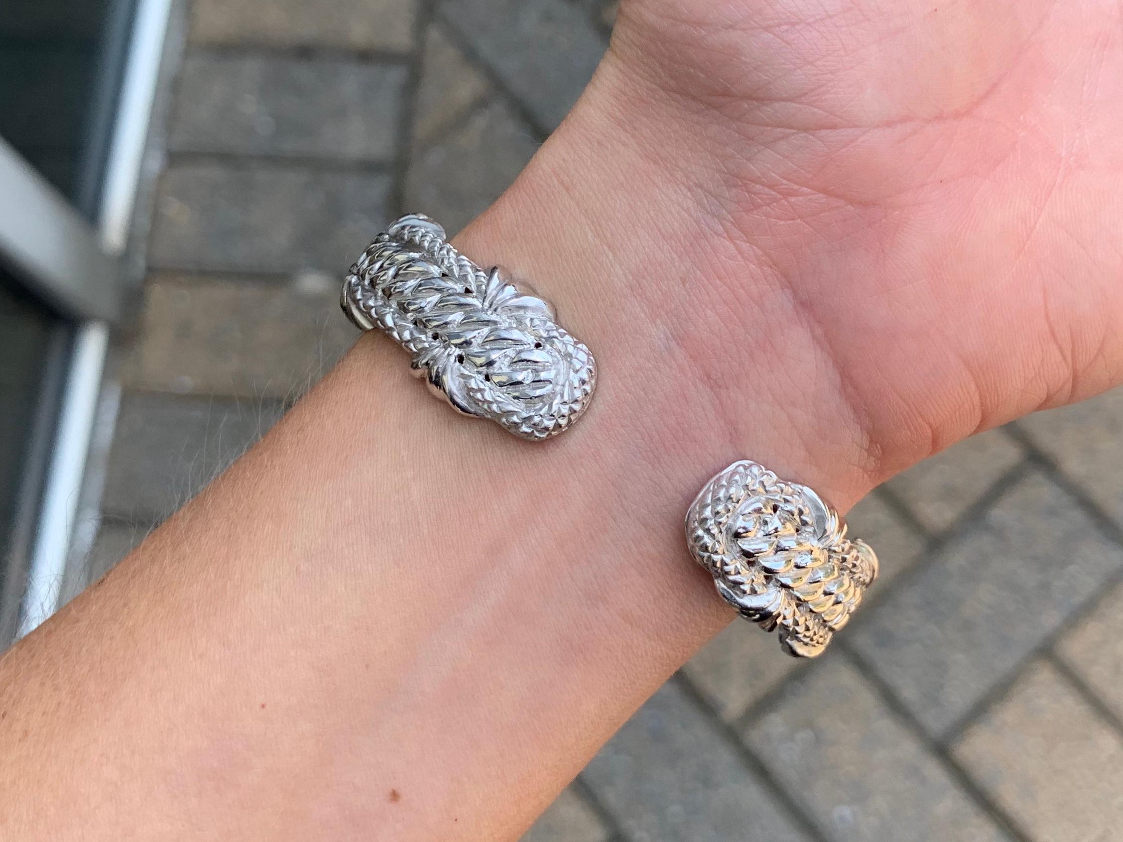 Judith Ripka 18 Karat White Gold and Diamond Carved Cuff Bracelet For Sale 5