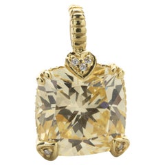 Judith Ripka Pendentif en or jaune 18 carats avec quartz canari et diamants