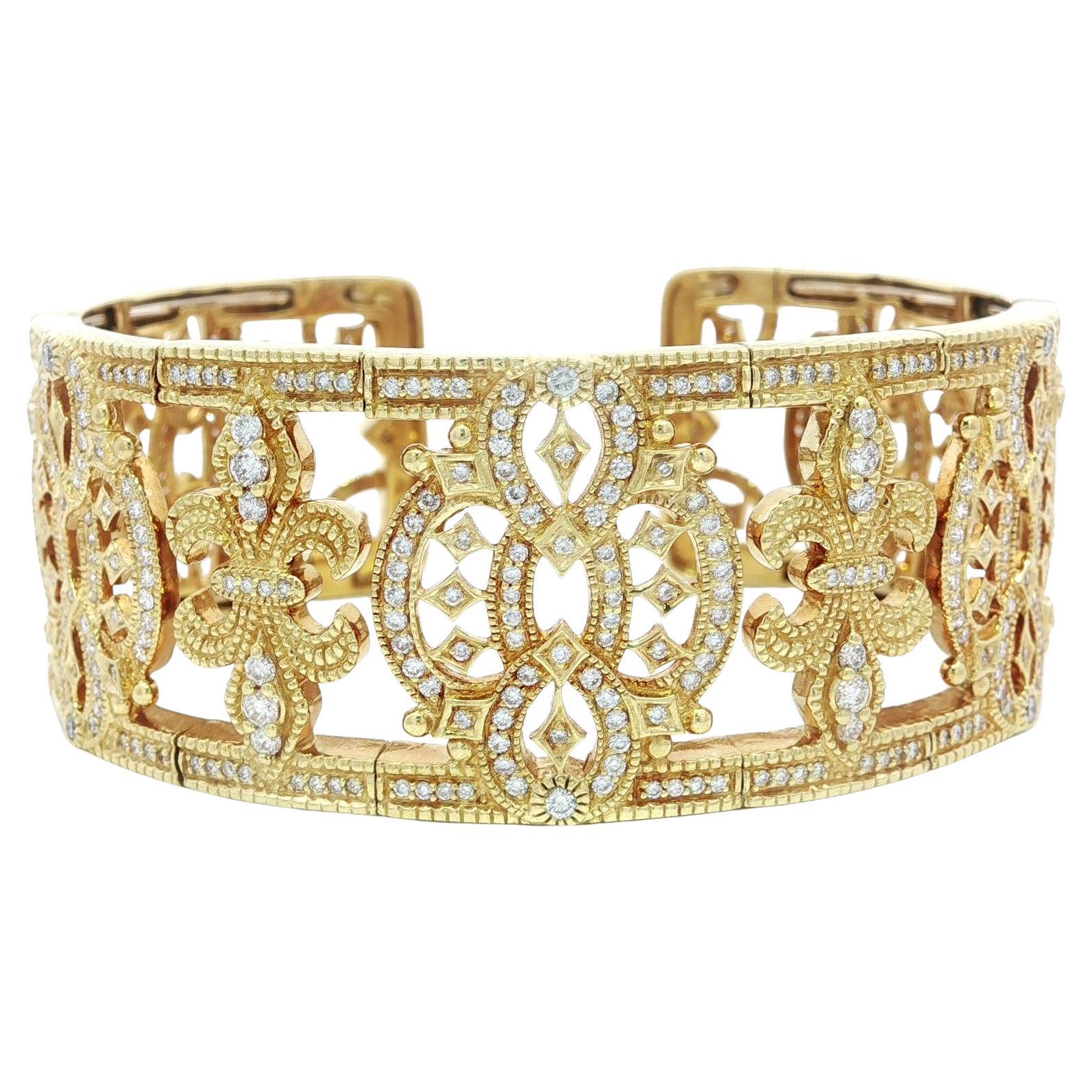 Judith Ripka Bracelet manchette flexible en or 18k avec 3 ctw de diamants ajourés