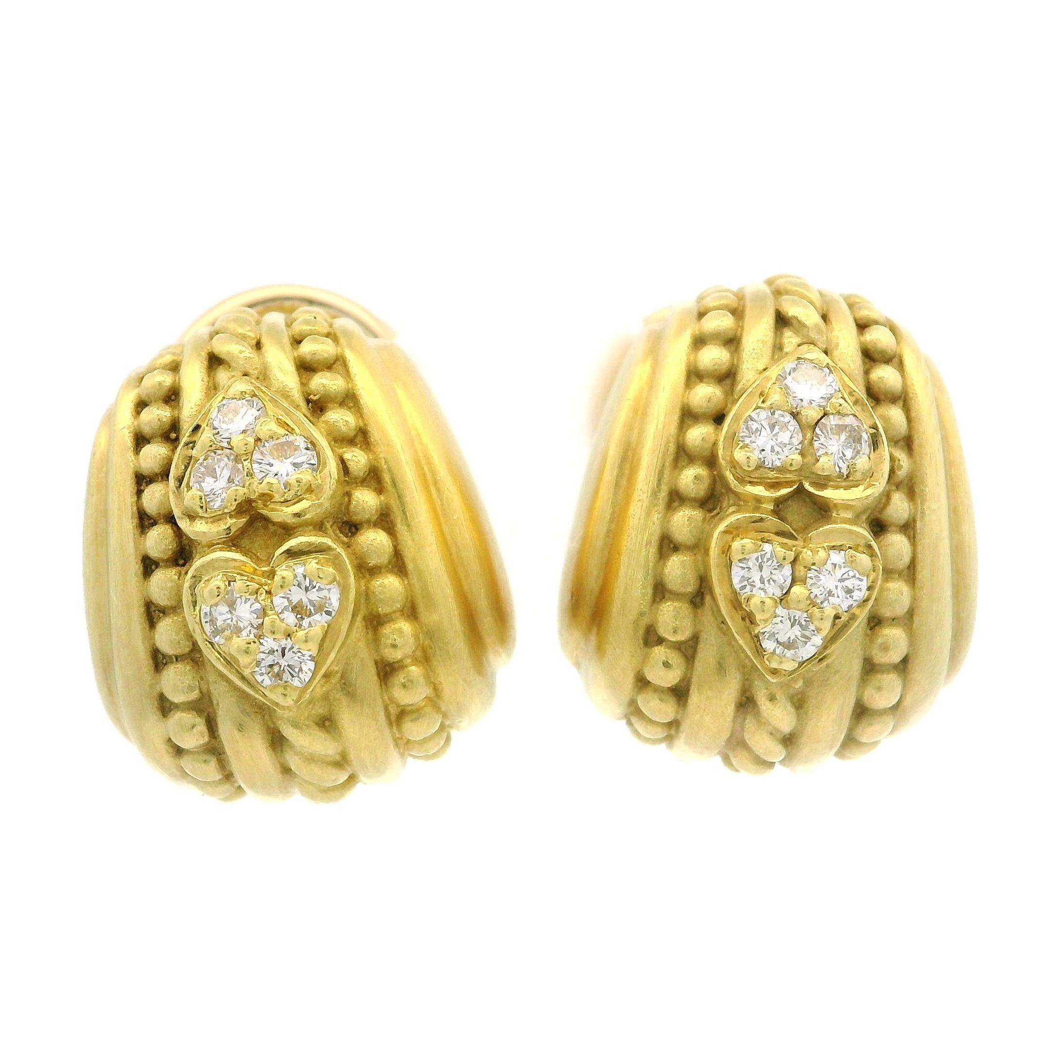 Unterzeichnet für Judith Ripka. Elegant und hochwertig! 
--Stein(e):--
(12) Echte natürliche Diamanten - runder Brillantschliff - Pave Set - Farbe F/G - Reinheit VS1/VS2 - 0,30ctw (ca.)

MATERIAL: Massives 18K Gelbgold
Gewicht: 13,24
