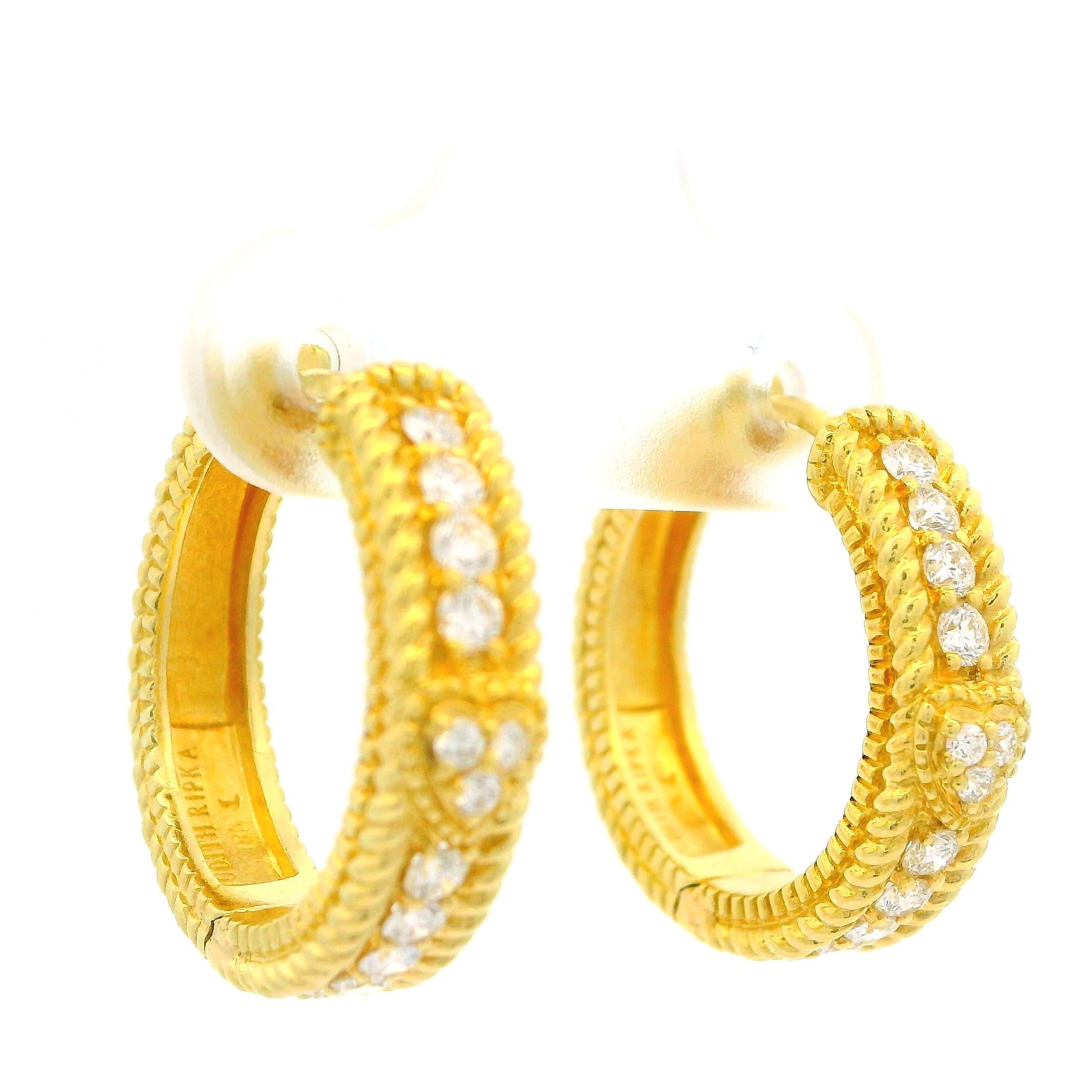 --Stone(s):--
(24) Natural Genuine Diamonds - Round Brilliant Cut - Pave Set - E/F Color - VVS2-VS2 Clarity
Total Carat Weight: 0.42 (approx.)

Material: Solid 18k Yellow Gold
Weight: 8.11 Grams
Backing: Snap Closures (pierced ears are