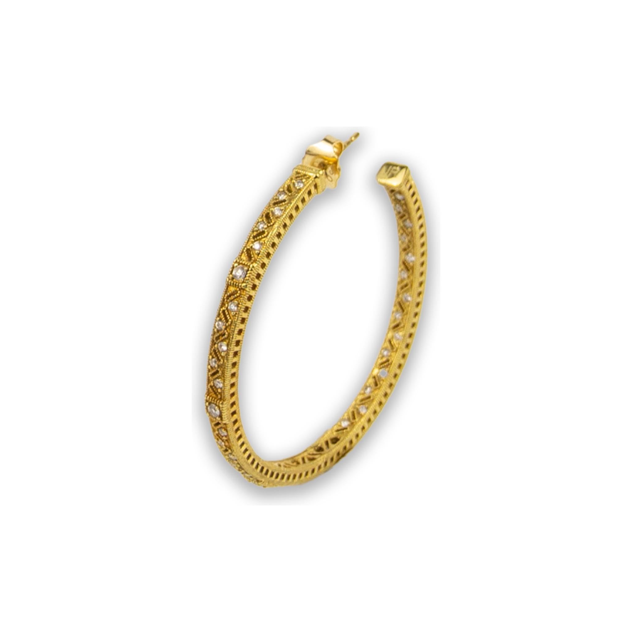 Judith Ripka Diamond Hoop Earrings
18K Yellow Gold
Diamonds: 0.67ctw
SKU: JR01034
Retail price: $7,140.00