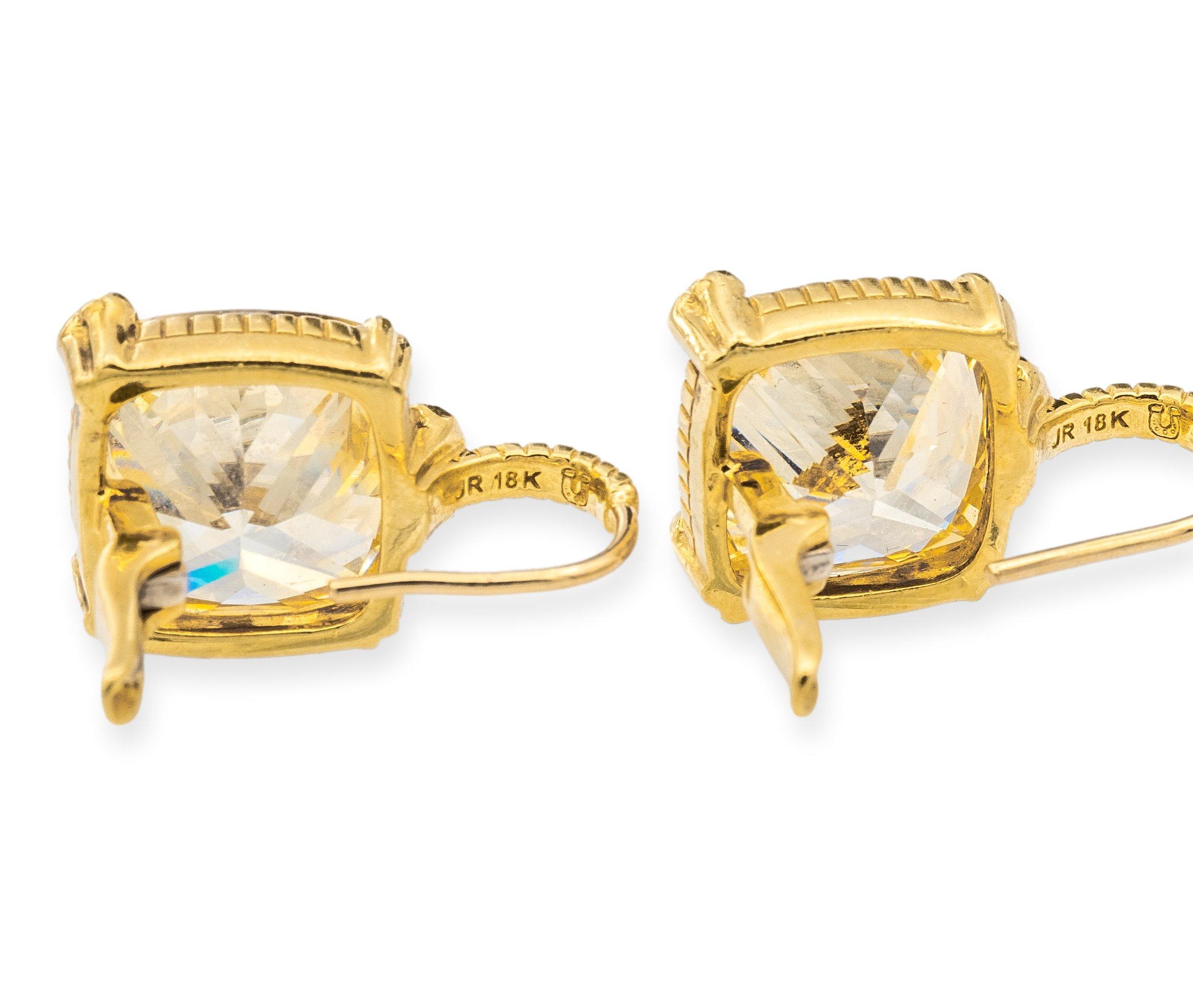 Judith Ripka 18k Yellow Gold and Diamond Lemon Quartz Lever-Back Dangle Earrings In Good Condition For Sale In New York, NY