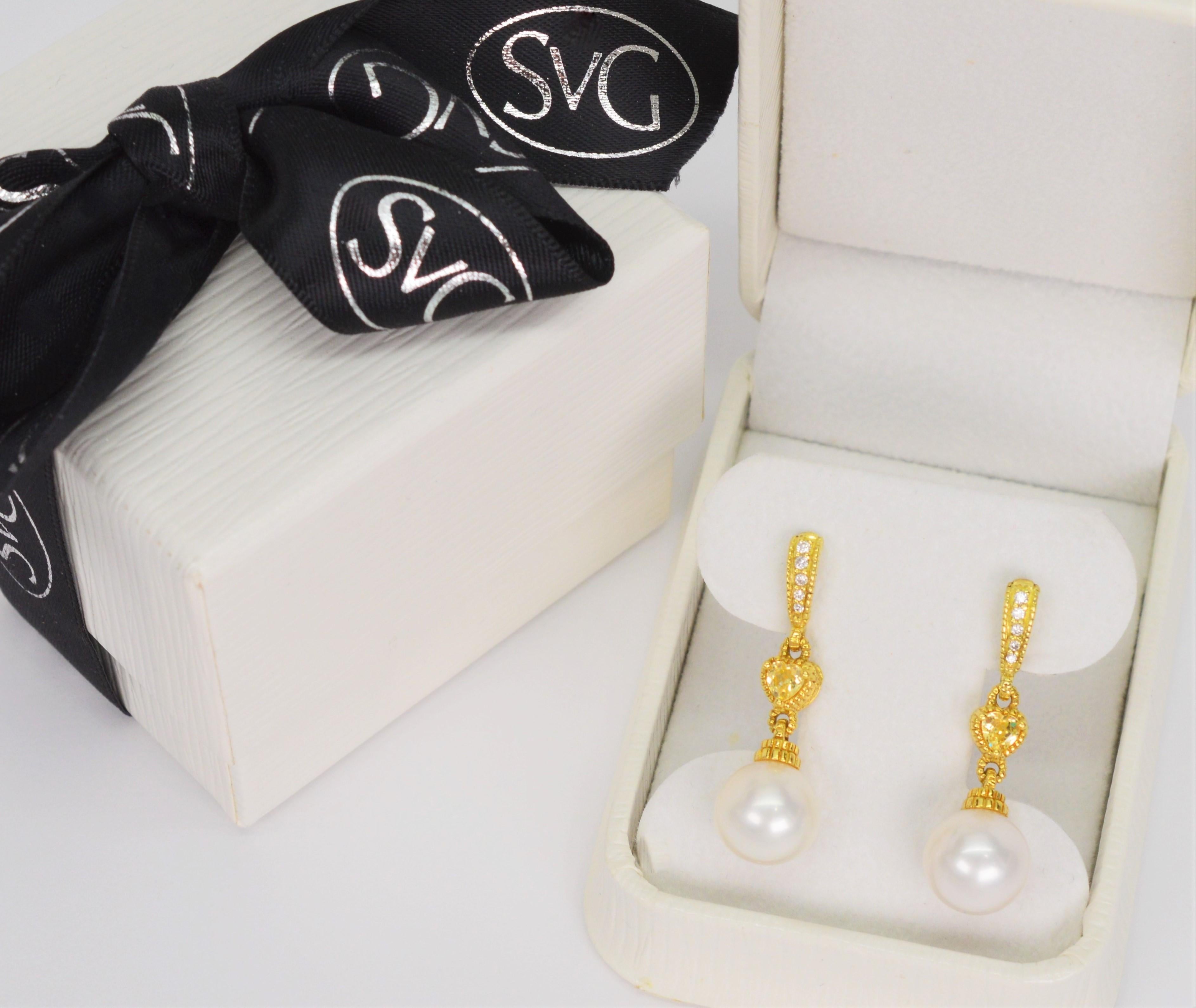 Judith Ripka 18K Yellow Gold Pearl Drop Earrings with Diamond Citrine Accents In Excellent Condition In Mount Kisco, NY