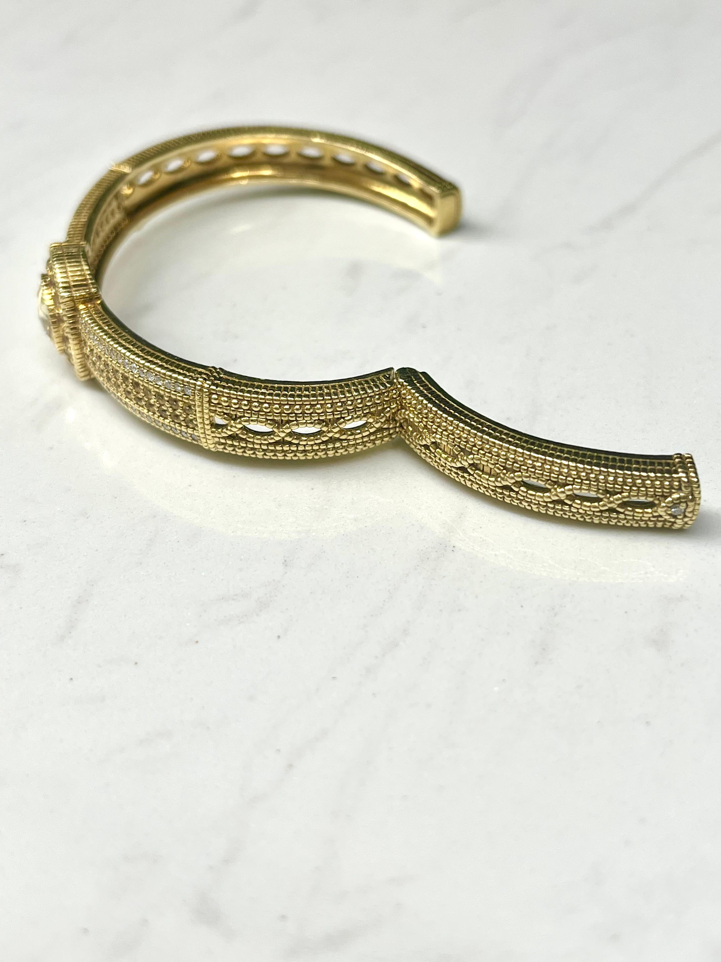 Judith Ripka 18KYG Yellow Sapphire Bangle In Good Condition For Sale In Naples, FL