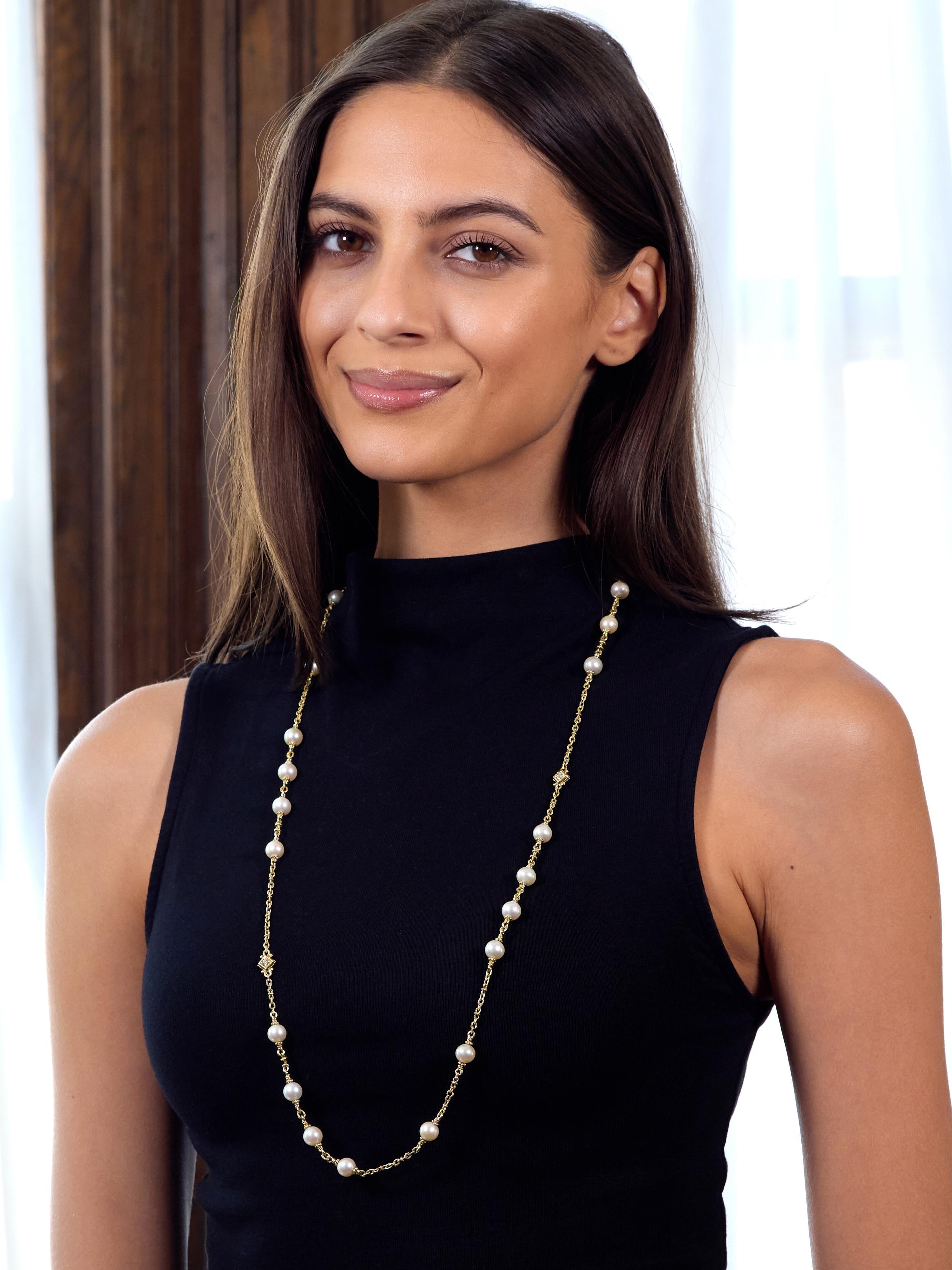 Judith Ripka, collier station en or jaune 18 carats avec perles Akoya et diamants, années 2000 en vente 2