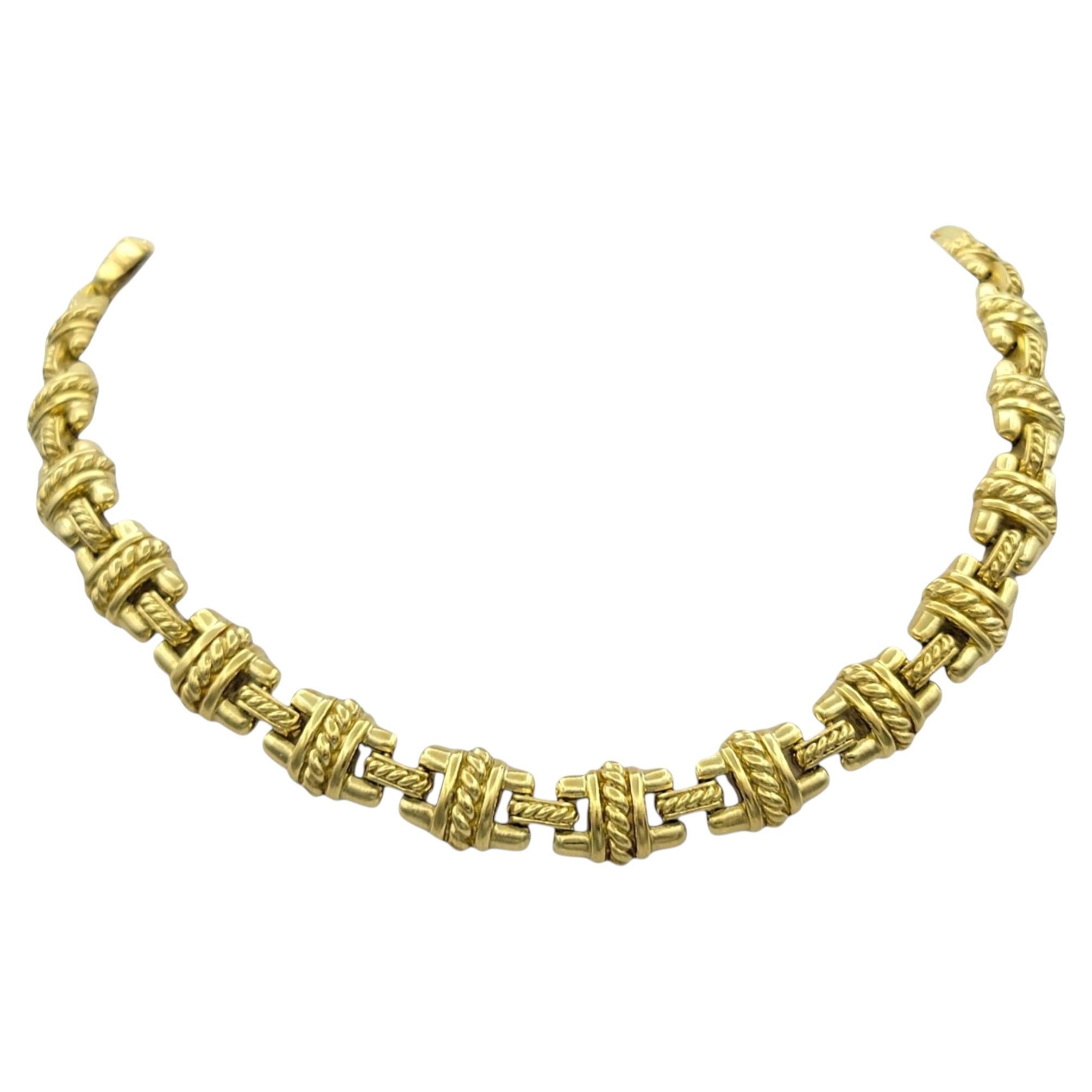 Judith Ripka Chunky H-Link Collar Necklace with Diamonds in 18 Karat Yellow Gold For Sale
