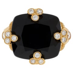 Judith Ripka Bague cocktail en or jaune 18 carats, onyx noir taillé en coussin et diamants