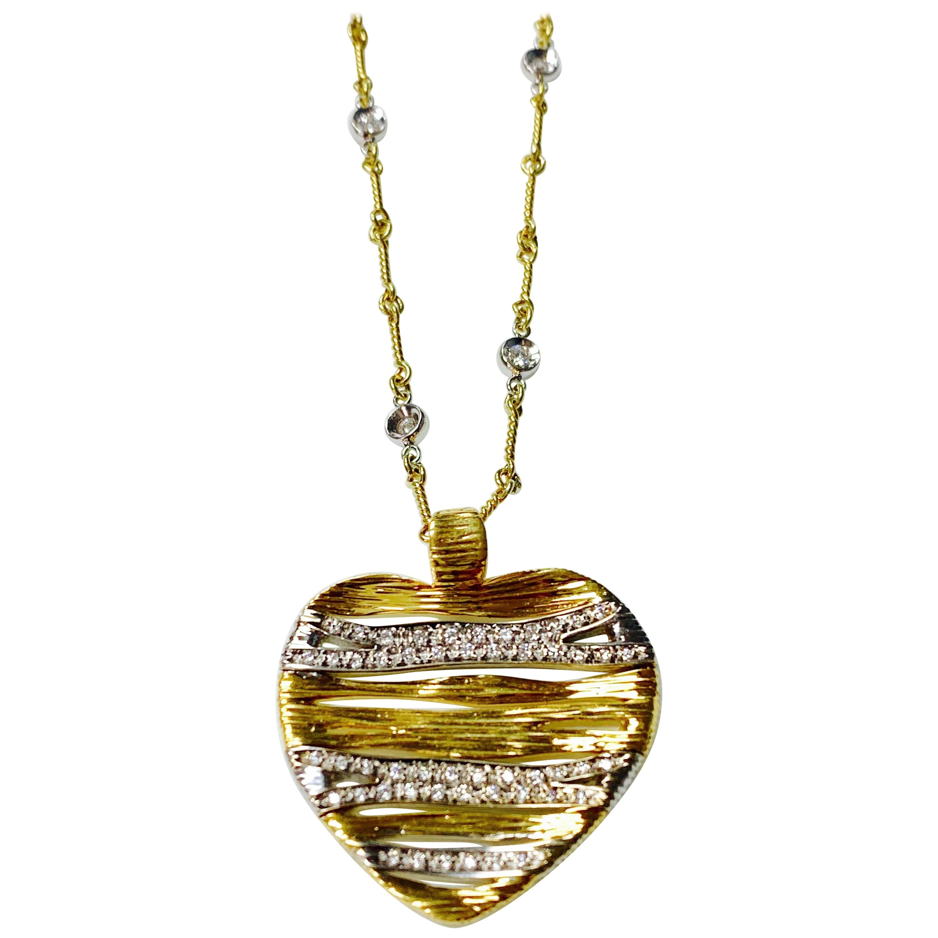 Roberto Coin Diamond Heart Necklace with Diamond Chain in 18 Karat Yellow Gold For Sale