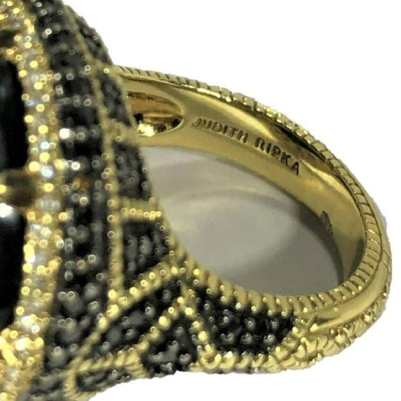 Judith Ripka Faceted Round Onyx, Black and White Diamond Ring in Yellow Gold In Good Condition In Palm Beach, FL