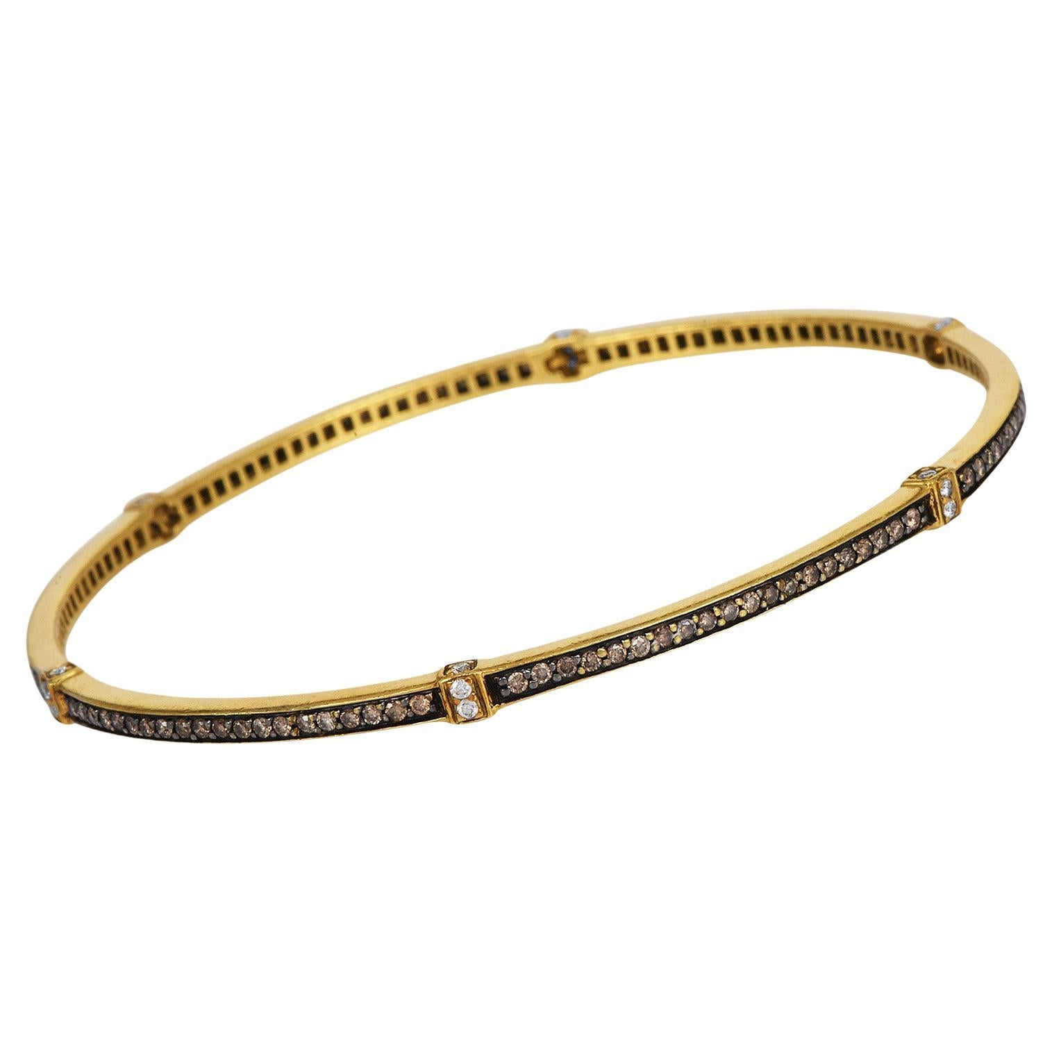 Judith Ripka  Fancy Diamond 18k Yellow Gold Bangle Bracelet