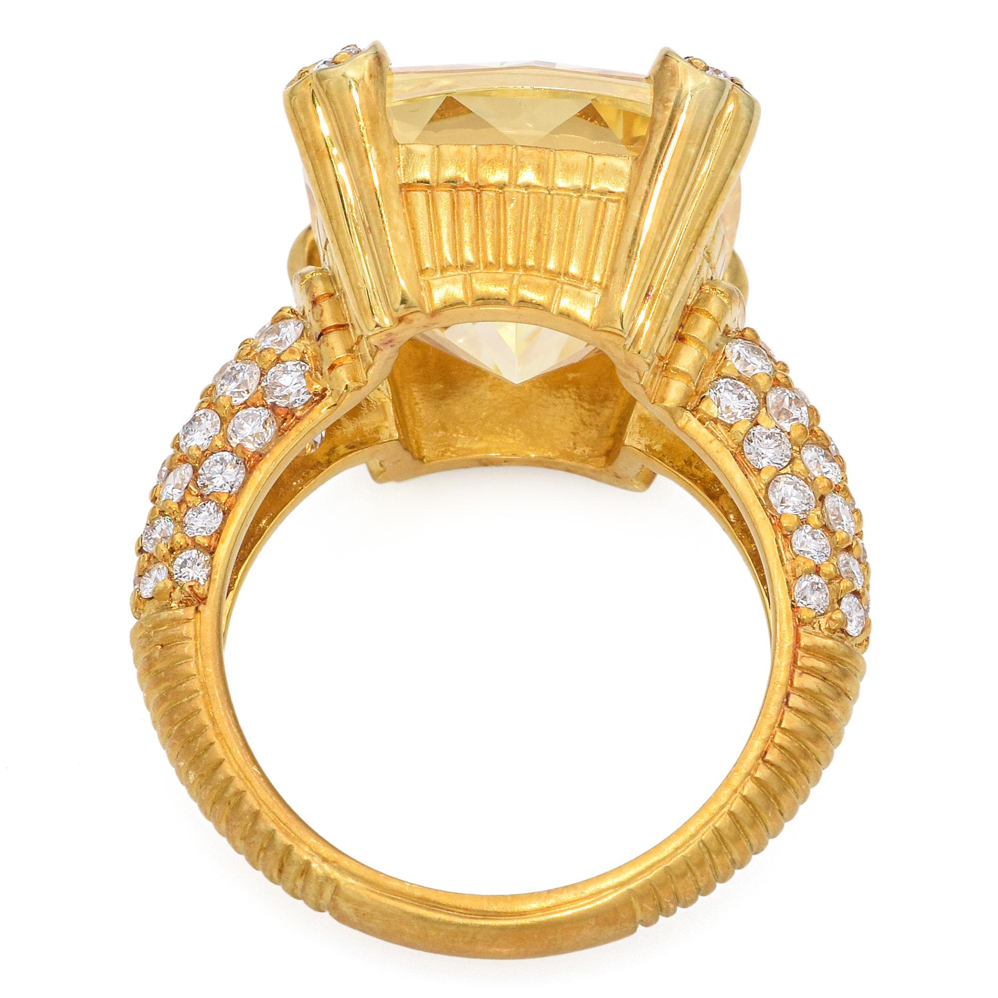 Women's Judith Ripka Lola 18k Yellow Gold Lemon Quartz Diamond Ring For Sale