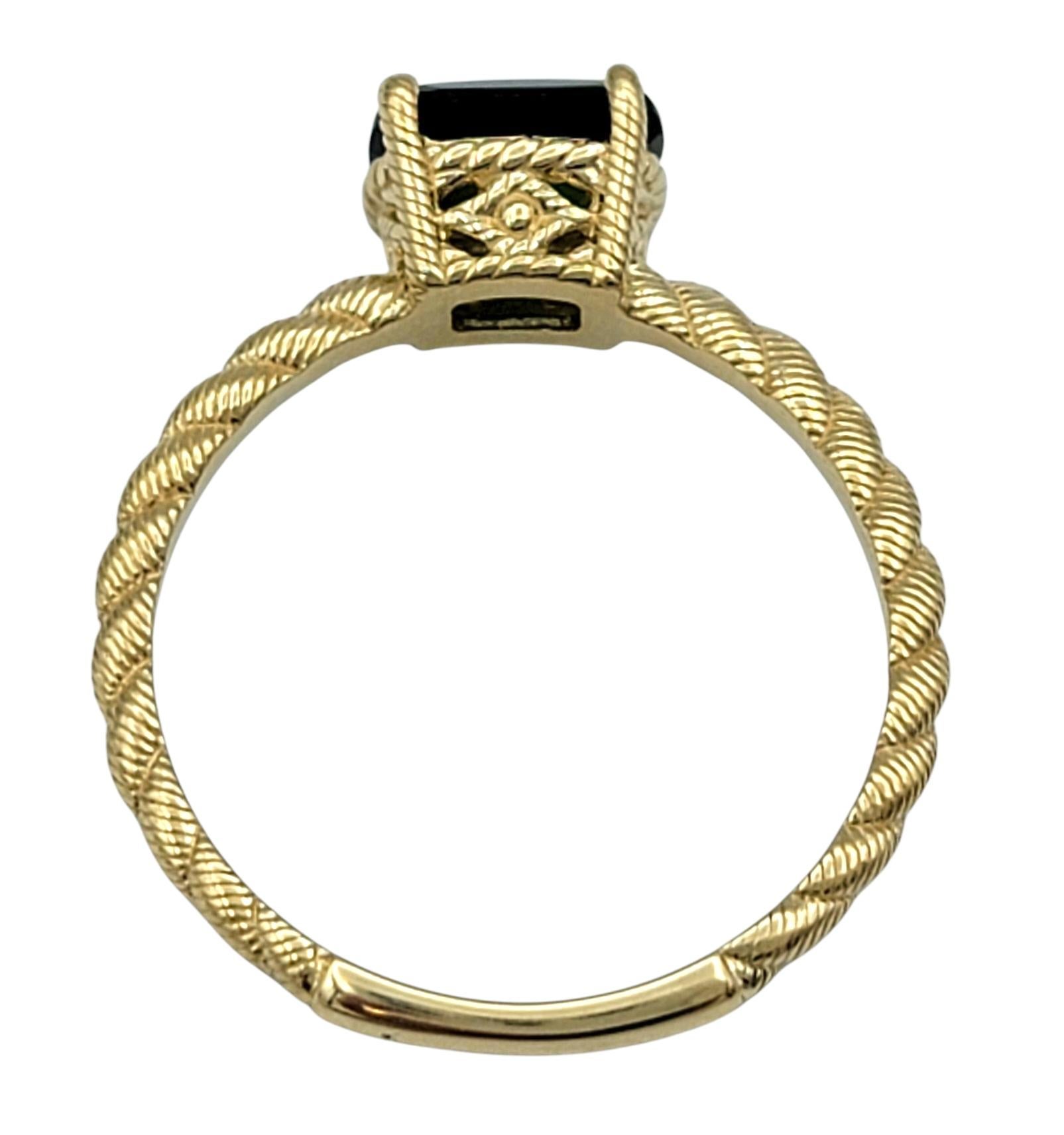 Judith Ripka, bague rectangulaire en or jaune 14 carats avec tourmaline verte taille coussin Pour femmes en vente