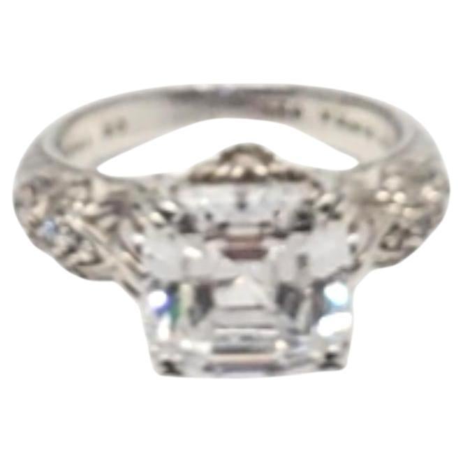 Judith Ripka Sterling Silver Asscher Cut CZ Size 7

This Judith Ripka ring features a stunning Asscher cut cubic zirconia stone  (10.32mm x 9.89mm) set in classic sterling

Width: 1.80 mm. Shank: 3.10 mm.

Size: 7

Stamped: JUDITH RIPKA 925 CZ