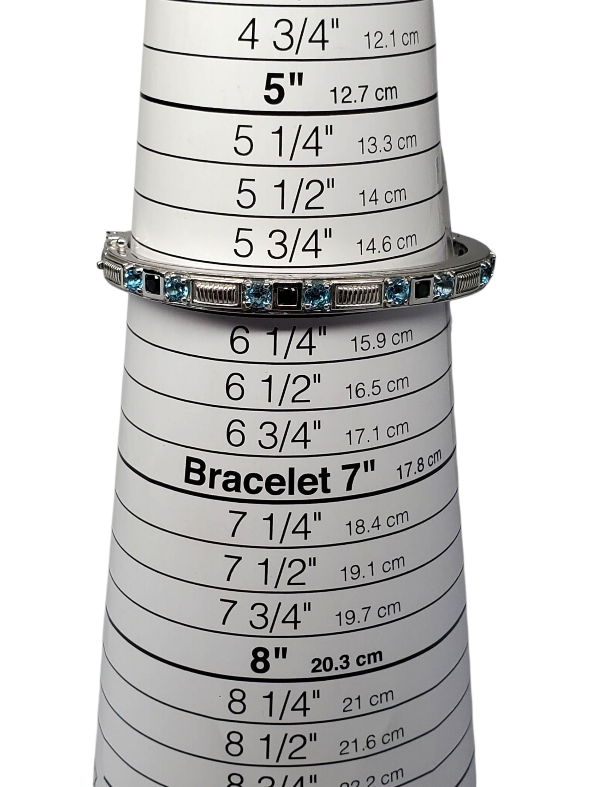 Judith Ripka Bracciale a cerniera ovale con pietre blu in argento Sterling #23398 in vendita 3