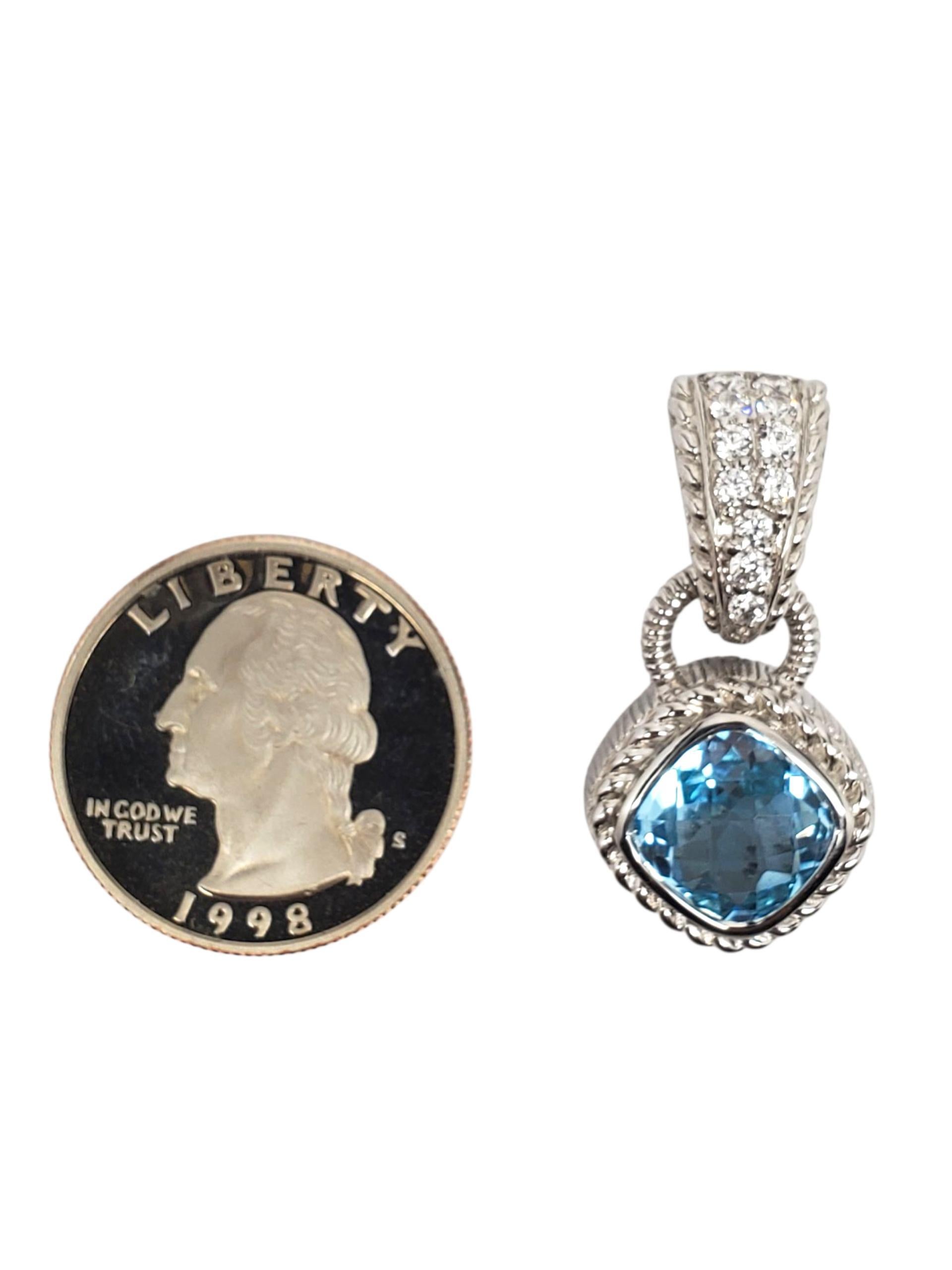 Judith Ripka - Orecchini in argento con topazio blu e CZ #22463 In condizioni buone in vendita a Washington Depot, CT