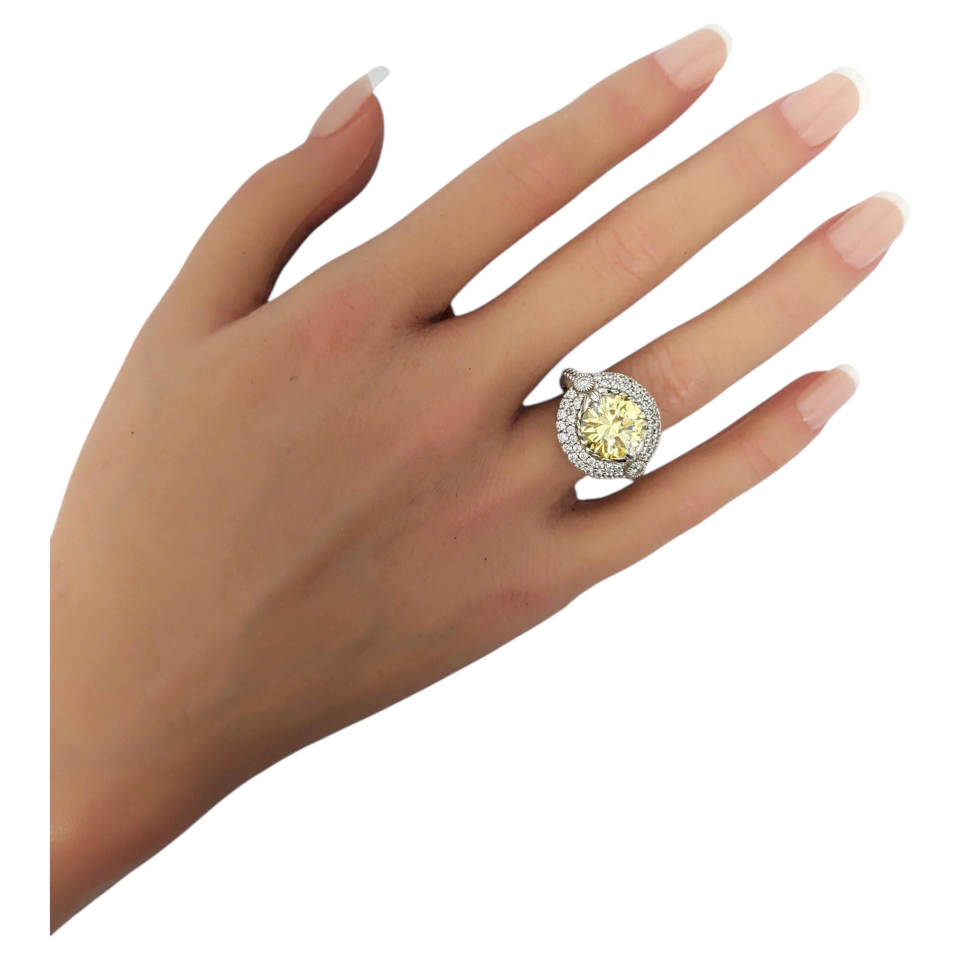 Judith Ripka, anello in argento 925 con cristalli aureolati, misura 6 #23902 in vendita