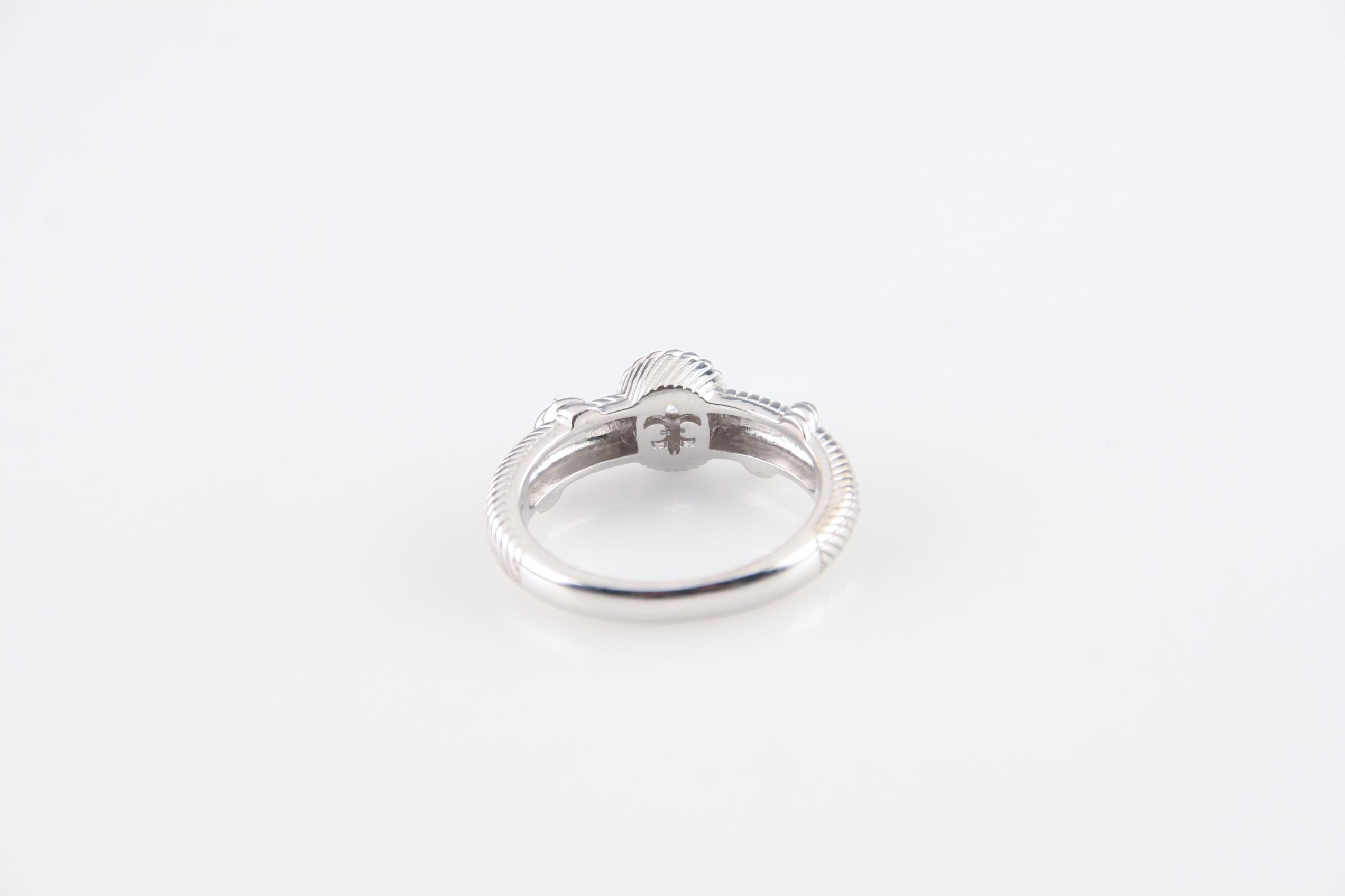 Anello impilabile con cavo in argento sterling e diamanti Judith Ripka, misura 9,75 In condizioni buone in vendita a Van Nuys, CA